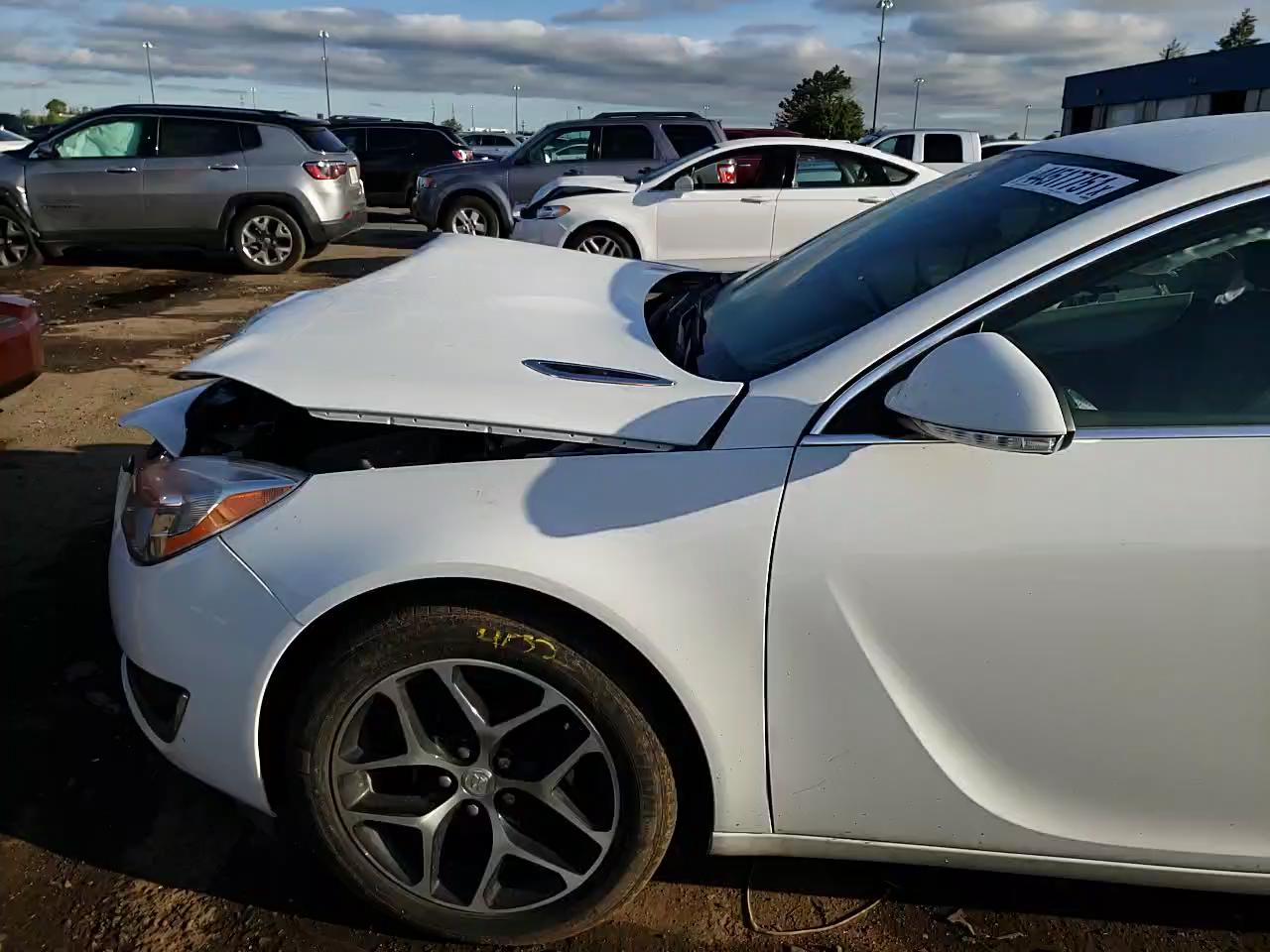 2017 BUICK REGAL SPOR 2G4GL5EXXH9172767