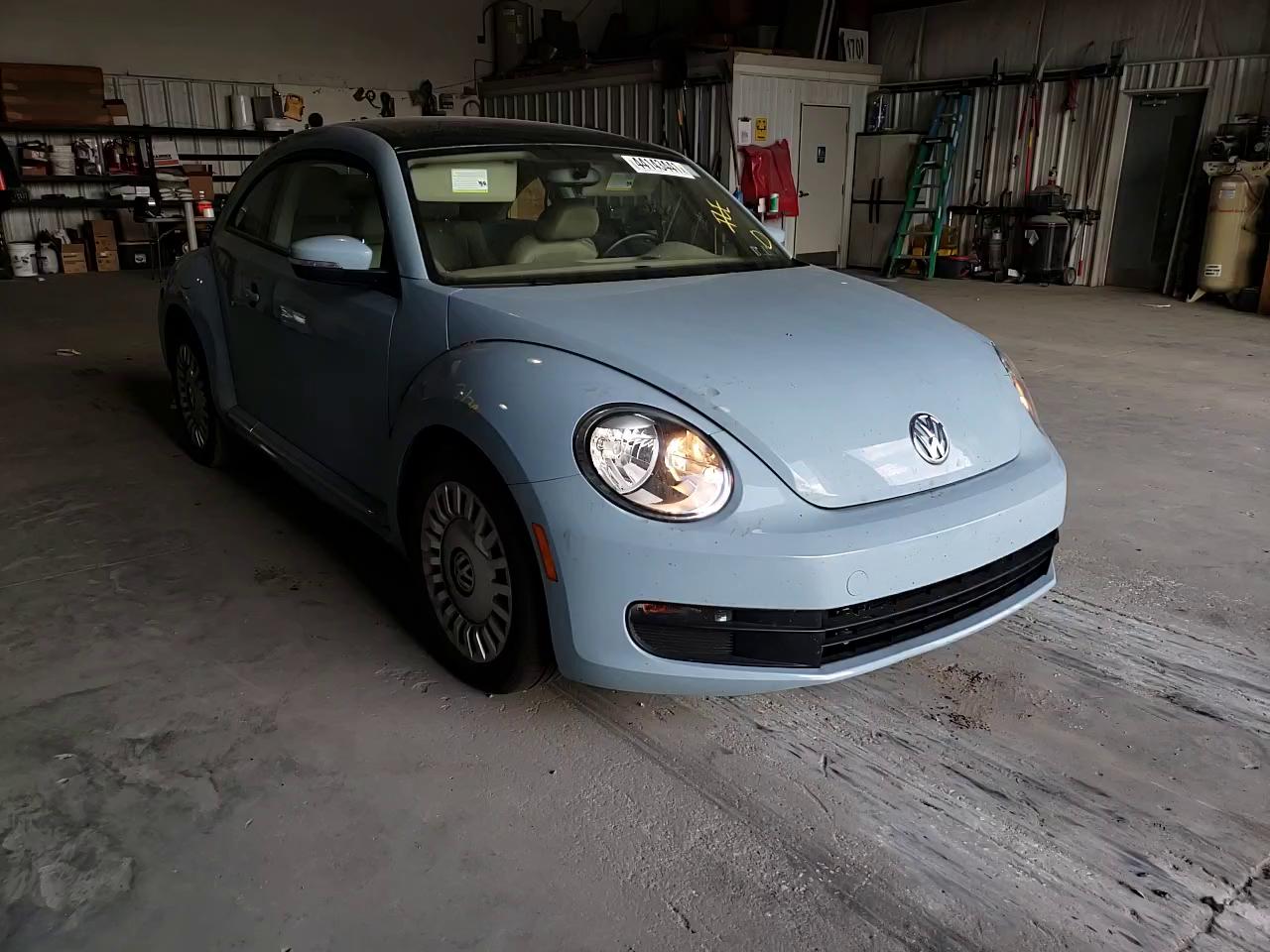2015 VOLKSWAGEN BEETLE 1.8 3VWJ17AT7FM643337