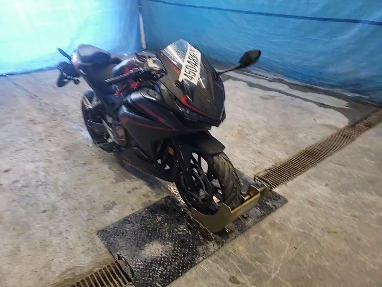 2021 HONDA CBR500 RA MLHPC625XM5200360