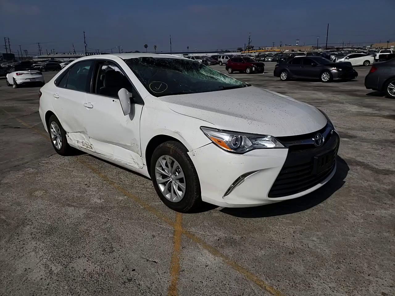 2017 TOYOTA CAMRY LE/X 4T1BF1FK6HU797750
