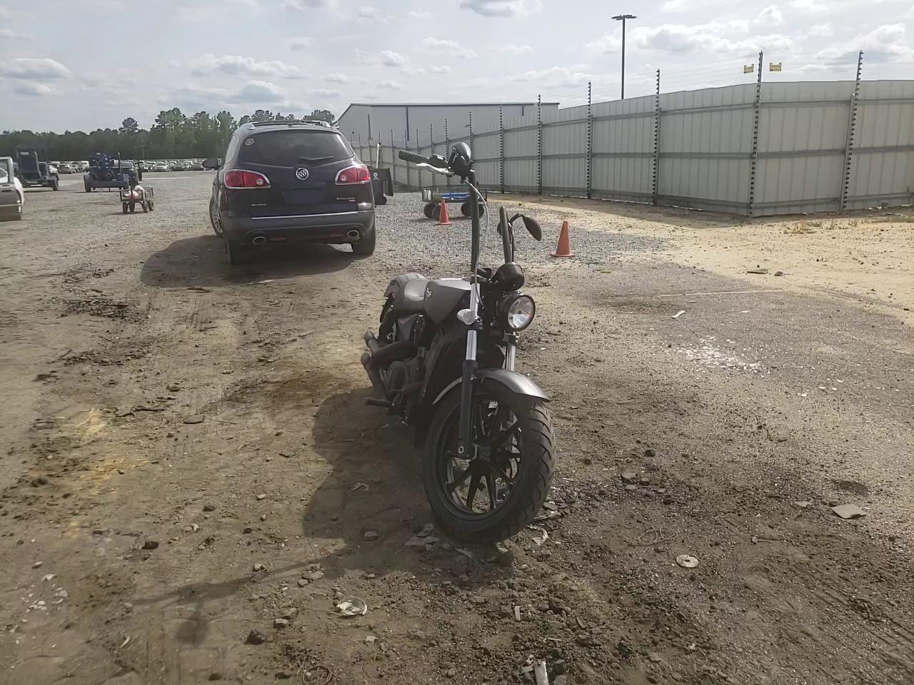 2017 VICTORY MOTORCYCLES OCTANE 5VPFTB000H3000895