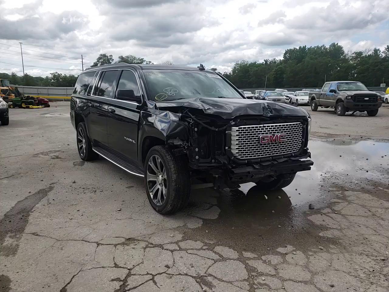 2015 GMC YUKON XL 1GKS2HKC0FR540692