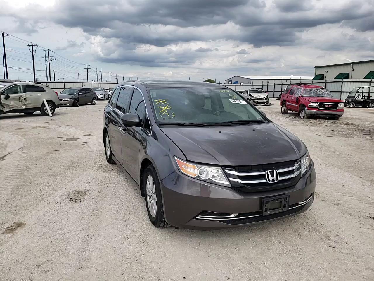 2016 HONDA ODYSSEY SE 5FNRL5H35GB132984