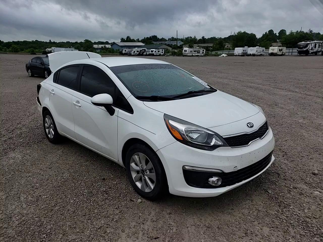 2016 KIA RIO EX KNADN4A34G6663272