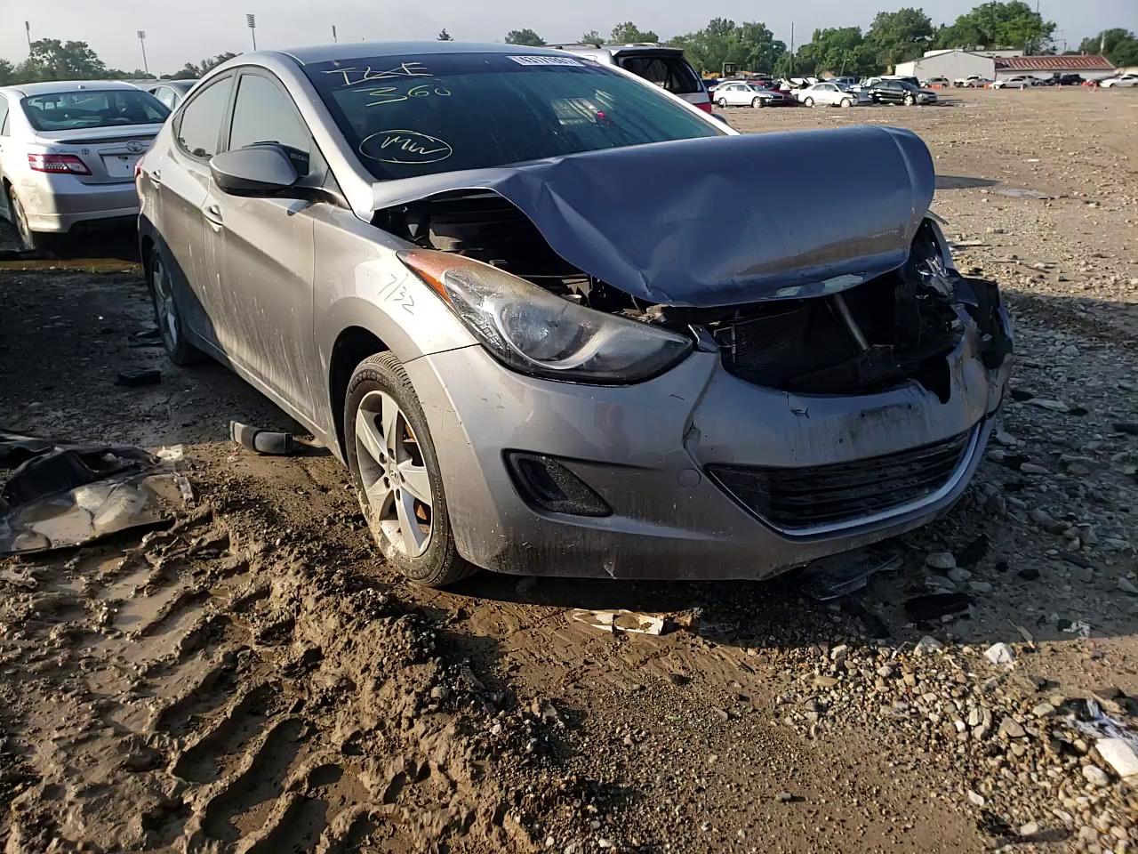 2011 HYUNDAI ELANTRA GL KMHDH4AE7BU141294