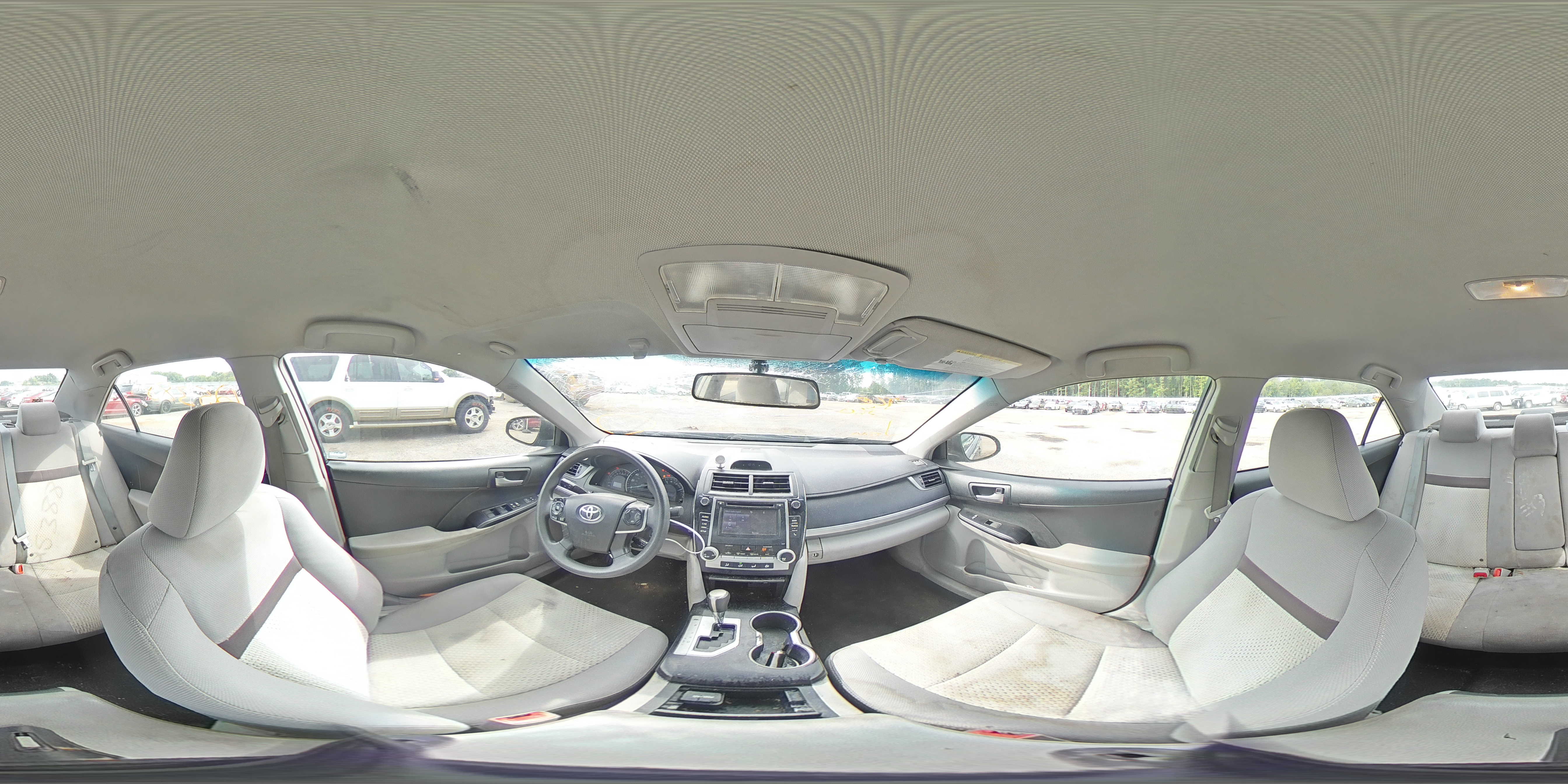 2014 TOYOTA CAMRY L/SE 4T1BF1FK1EU369354