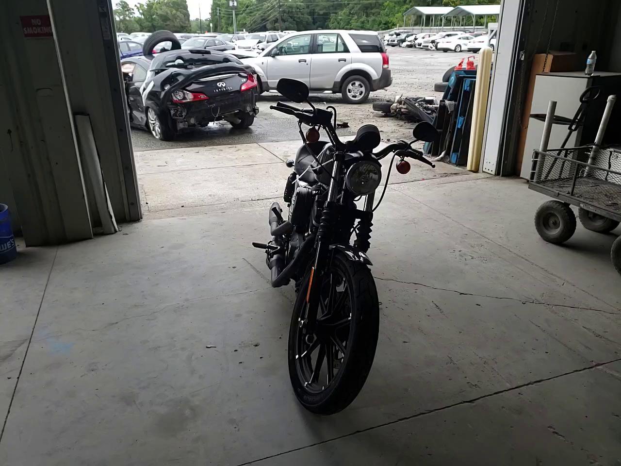 2019 HARLEY-DAVIDSON XL883 N 1HD4LE217KC407647