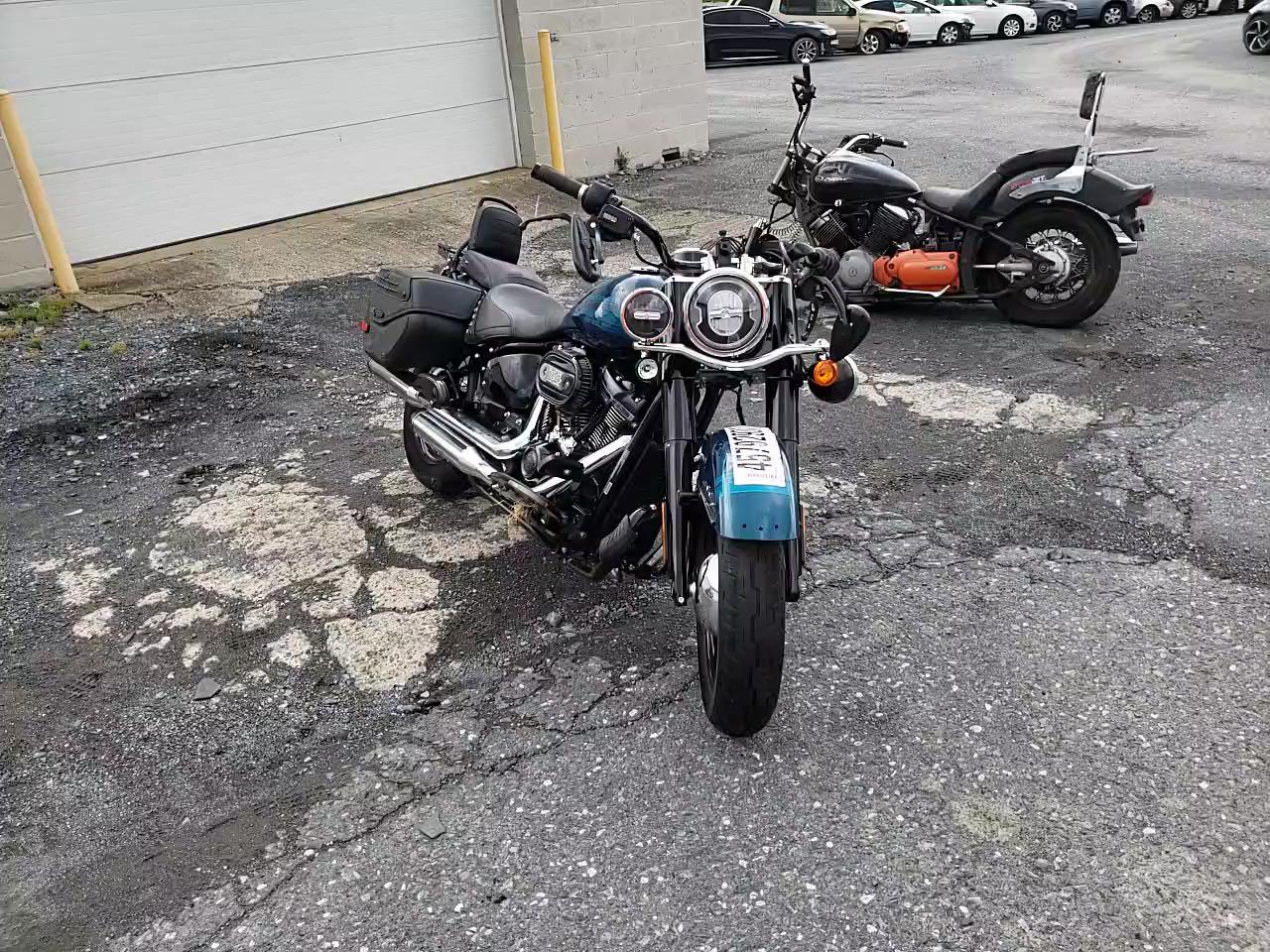 2020 HARLEY-DAVIDSON FLHCS 1HD1YBK11LB028735