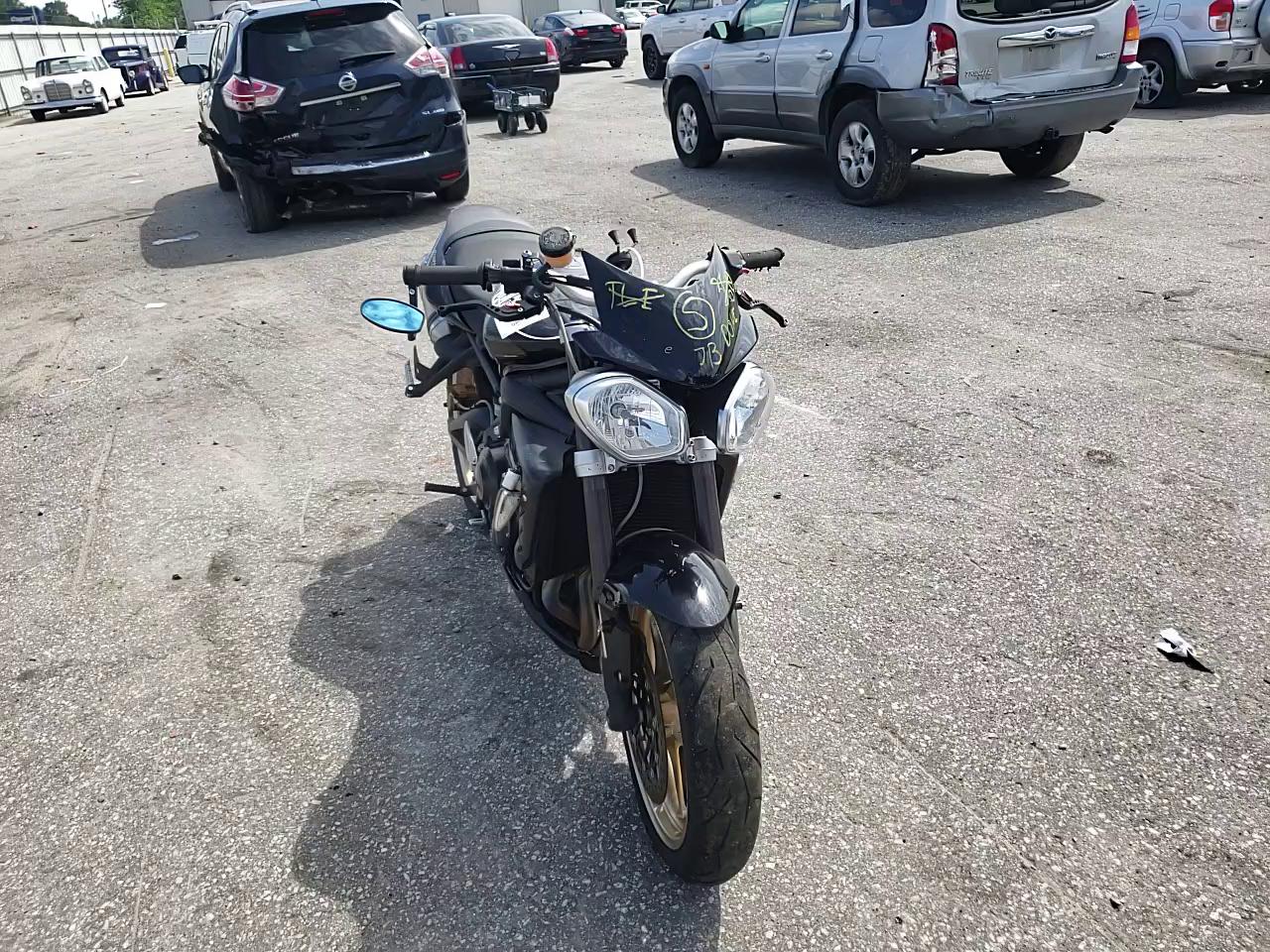 2012 TRIUMPH MOTORCYCLE STREET TRI SMTD02NE0CT531771