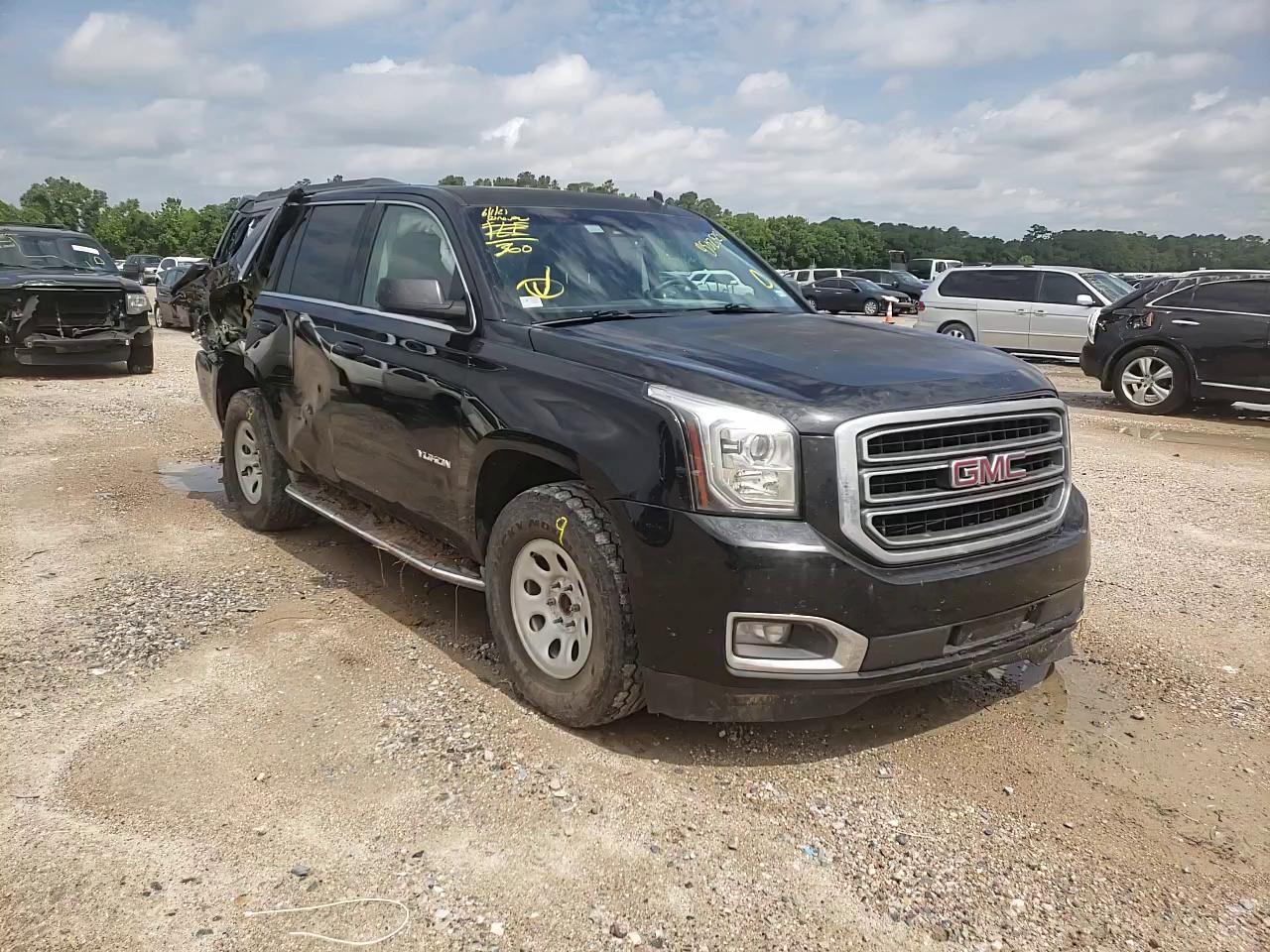 2015 GMC YUKON SLT 1GKS1BKC5FR134827