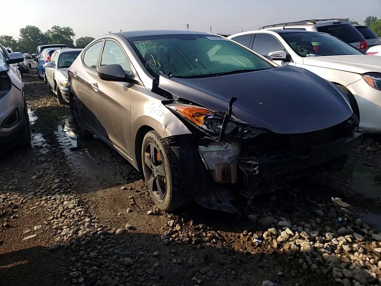 2013 HYUNDAI ELANTRA GL 5NPDH4AEXDH258255