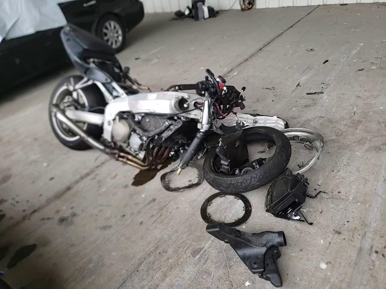 2005 KAWASAKI ZX600 JKAZX4J165A055890