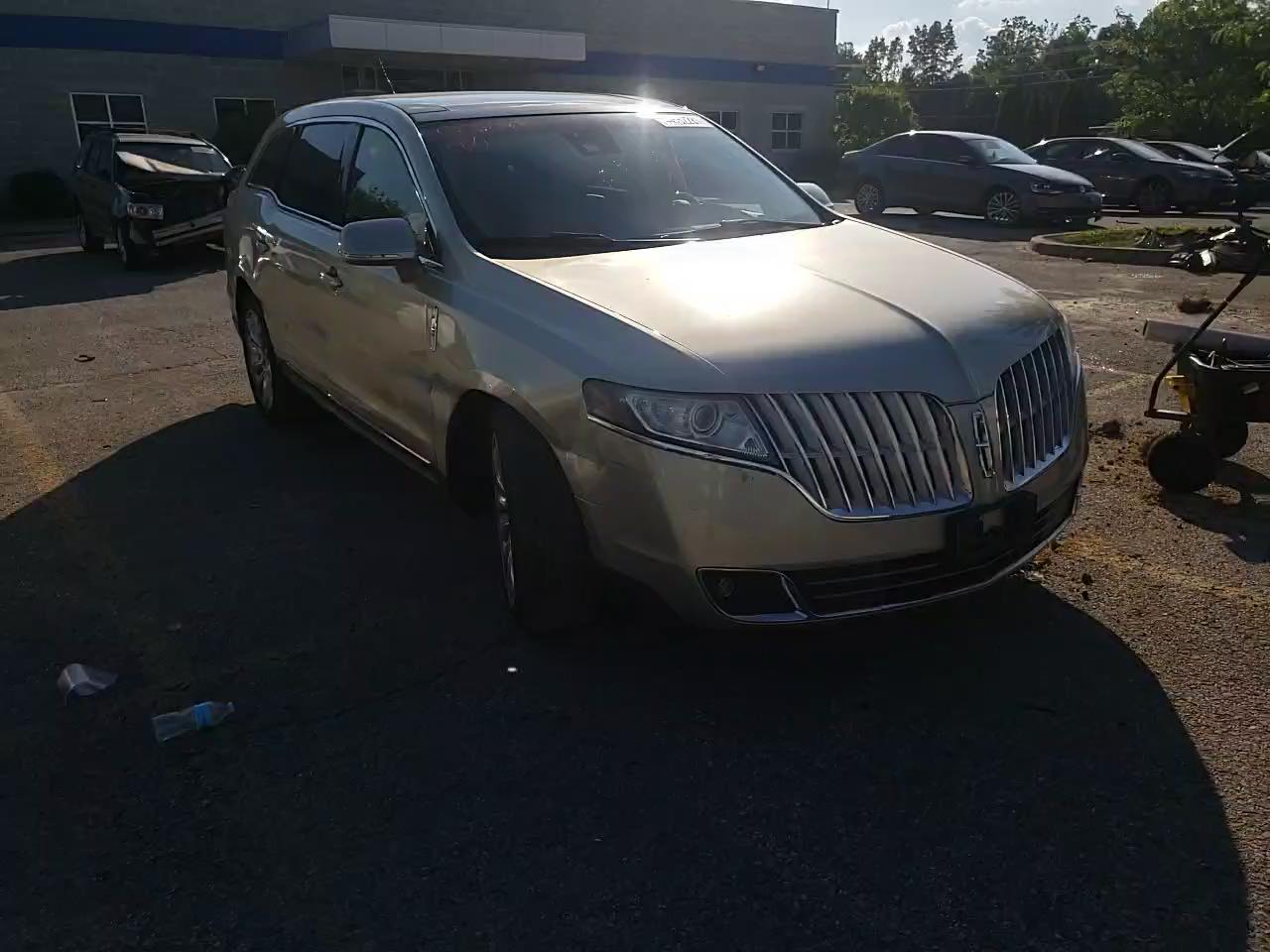 2010 LINCOLN MKT 2LMHJ5AR9ABJ50425