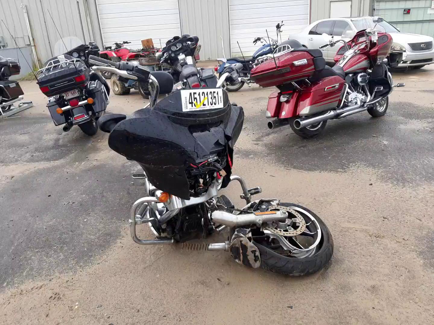 2020 HARLEY-DAVIDSON FLHX 1HD1KBC17LB656430