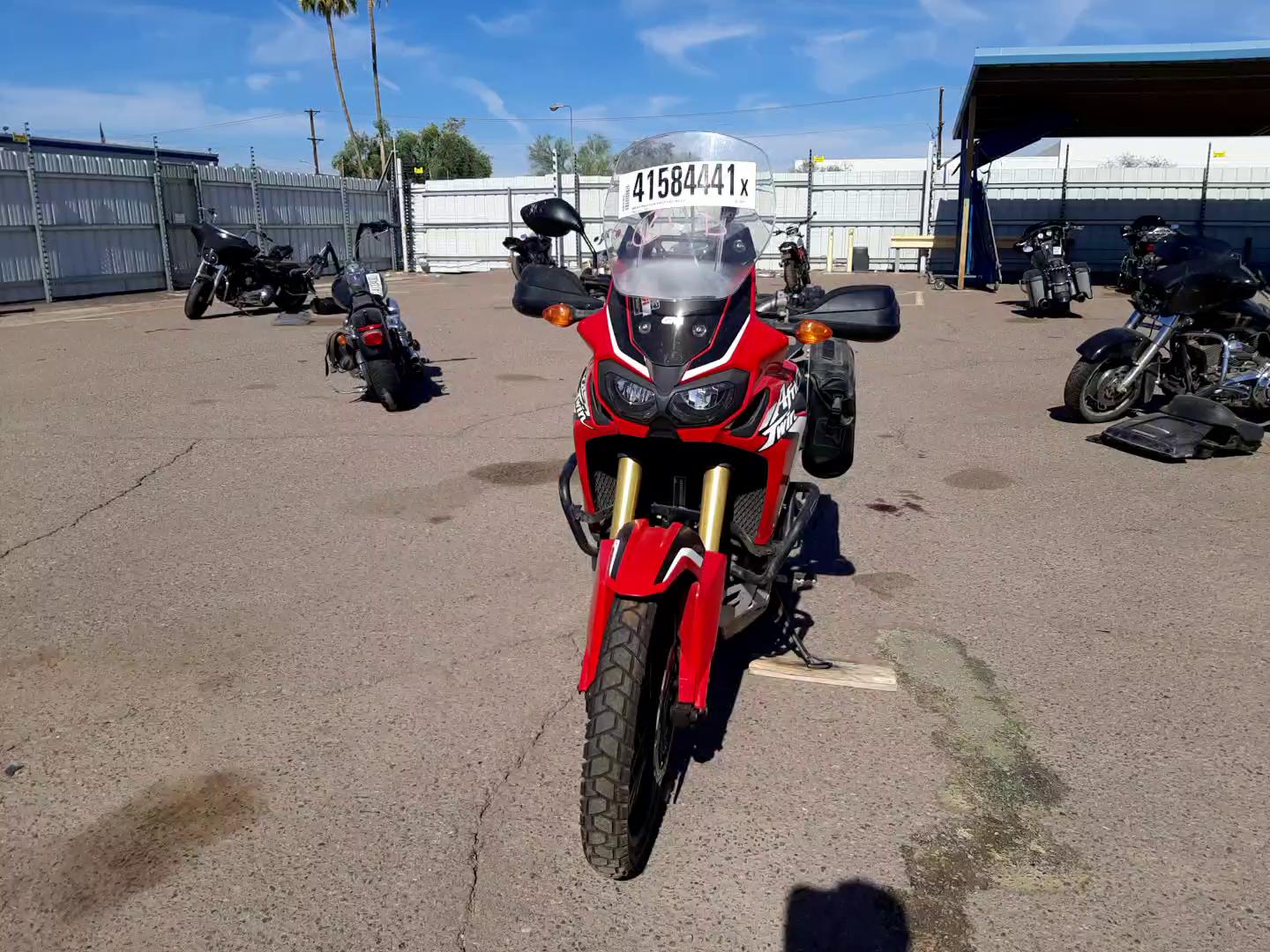 2016 HONDA CRF1000 JH2SD0457GK000196