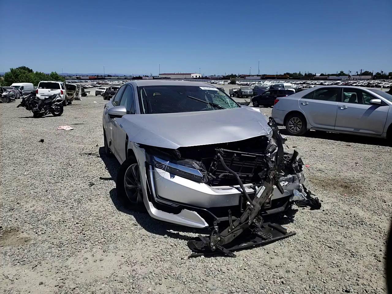 2018 HONDA CLARITY TO JHMZC5F33JC014695