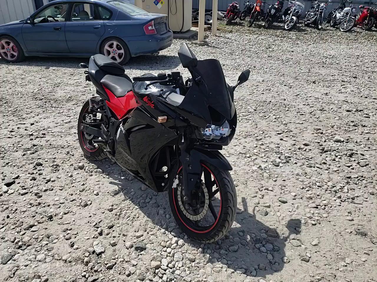 2011 KAWASAKI EX250 J JKAEXMJ16BDA88416