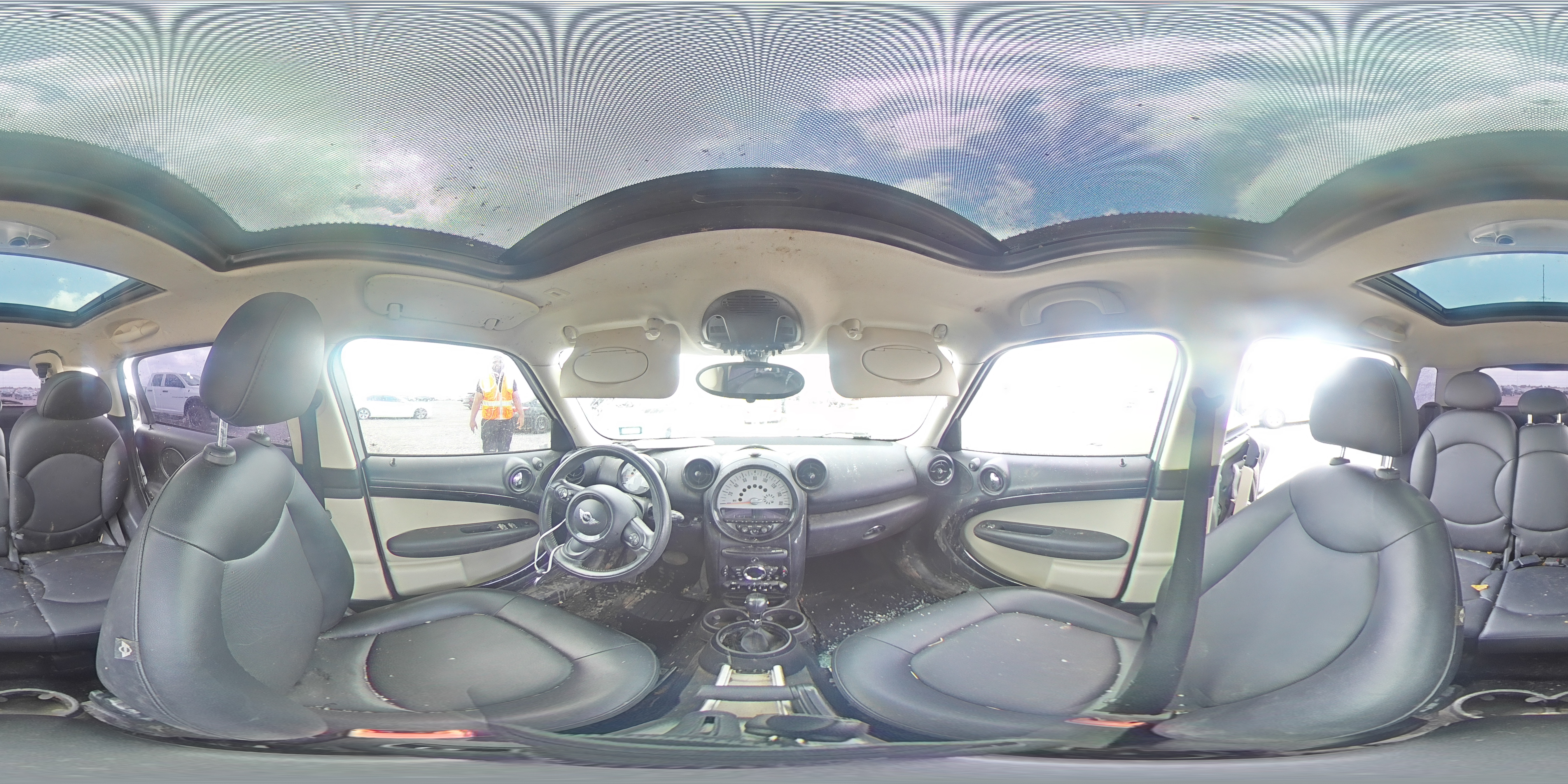 2014 MINI COOPER COU WMWZB3C59EWR40602