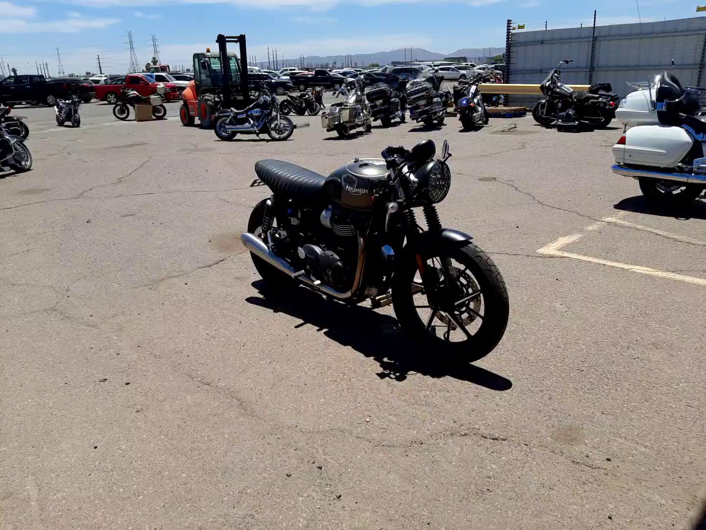 2020 TRIUMPH MOTORCYCLE STREET TWI SMTD31GN2LT956682