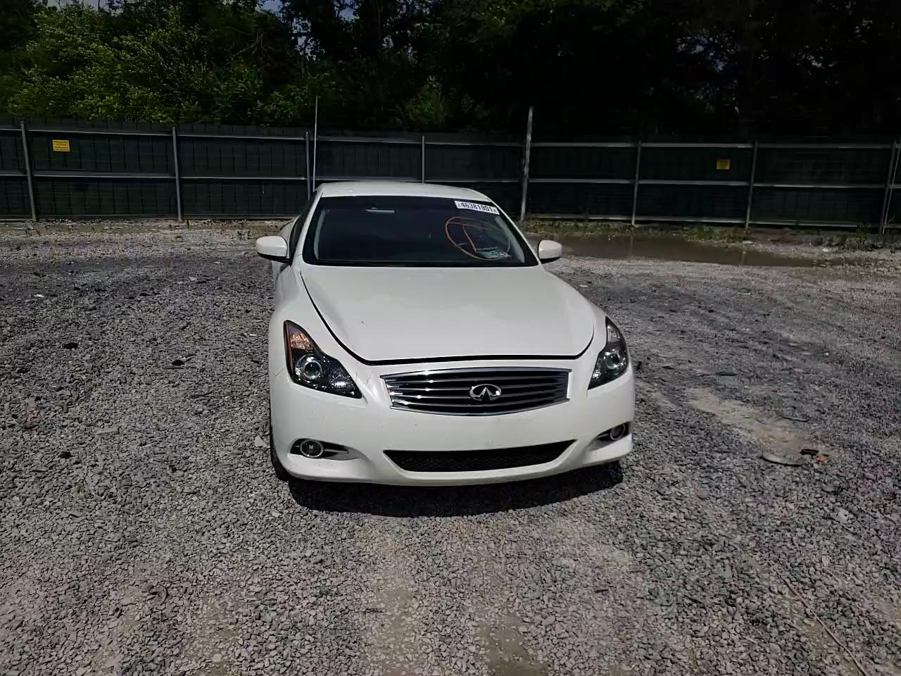 2015 INFINITI Q60 BASE JN1CV6FE7FM810850