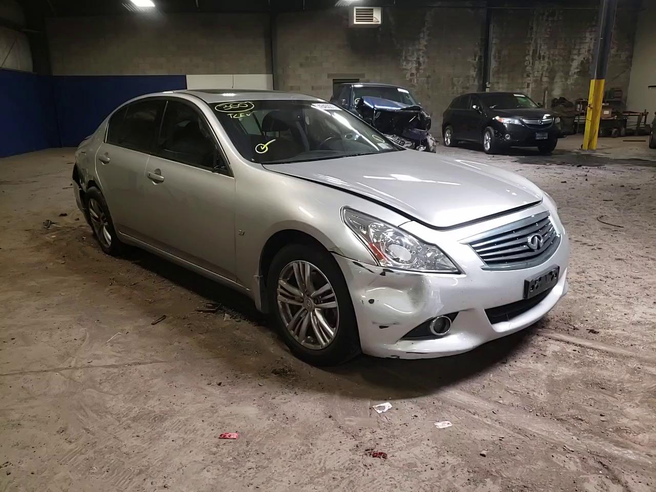 2015 INFINITI Q40 JN1CV6AR6FM524868