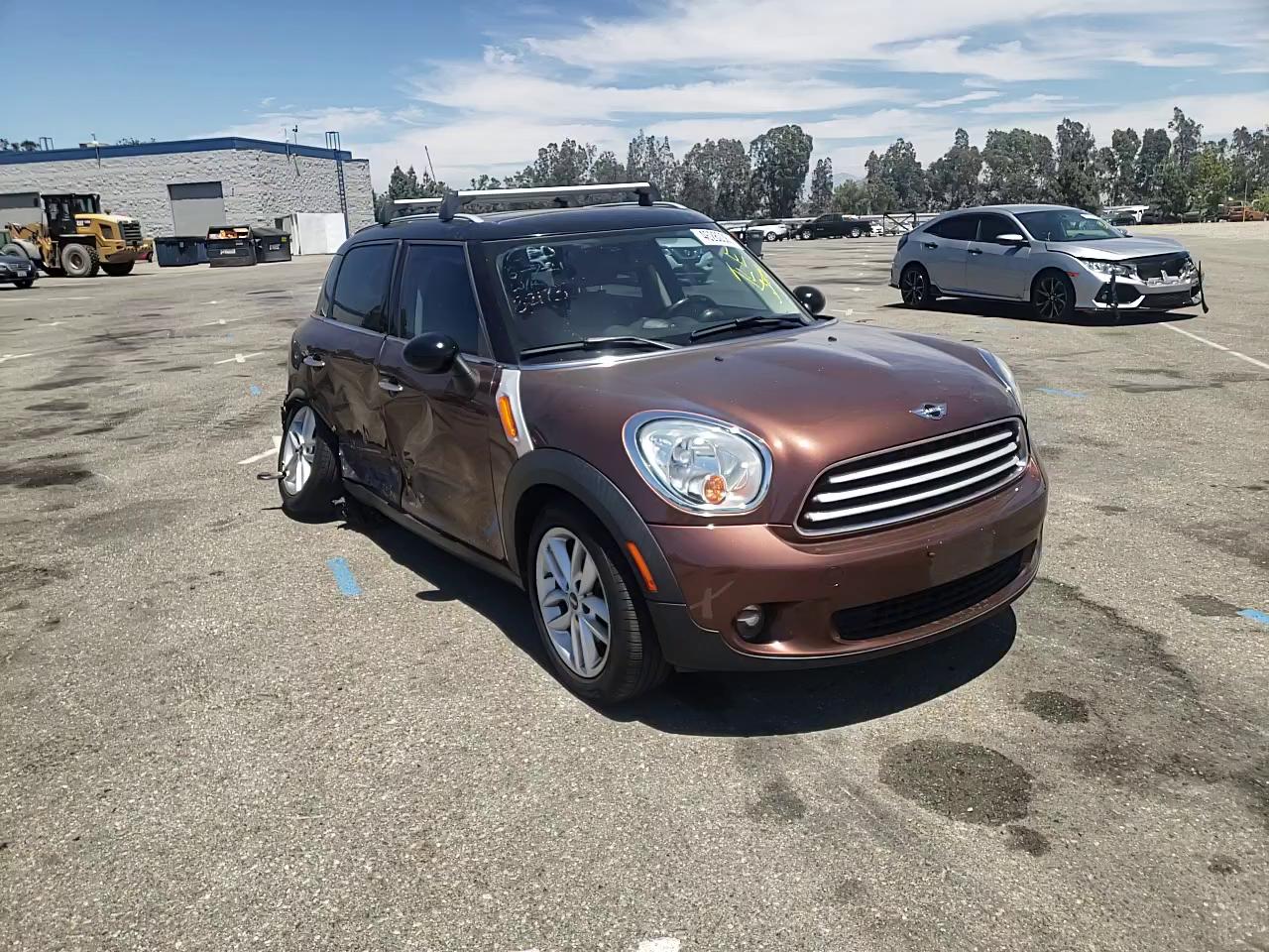 2013 MINI COOPER COU WMWZB3C51DWM08372