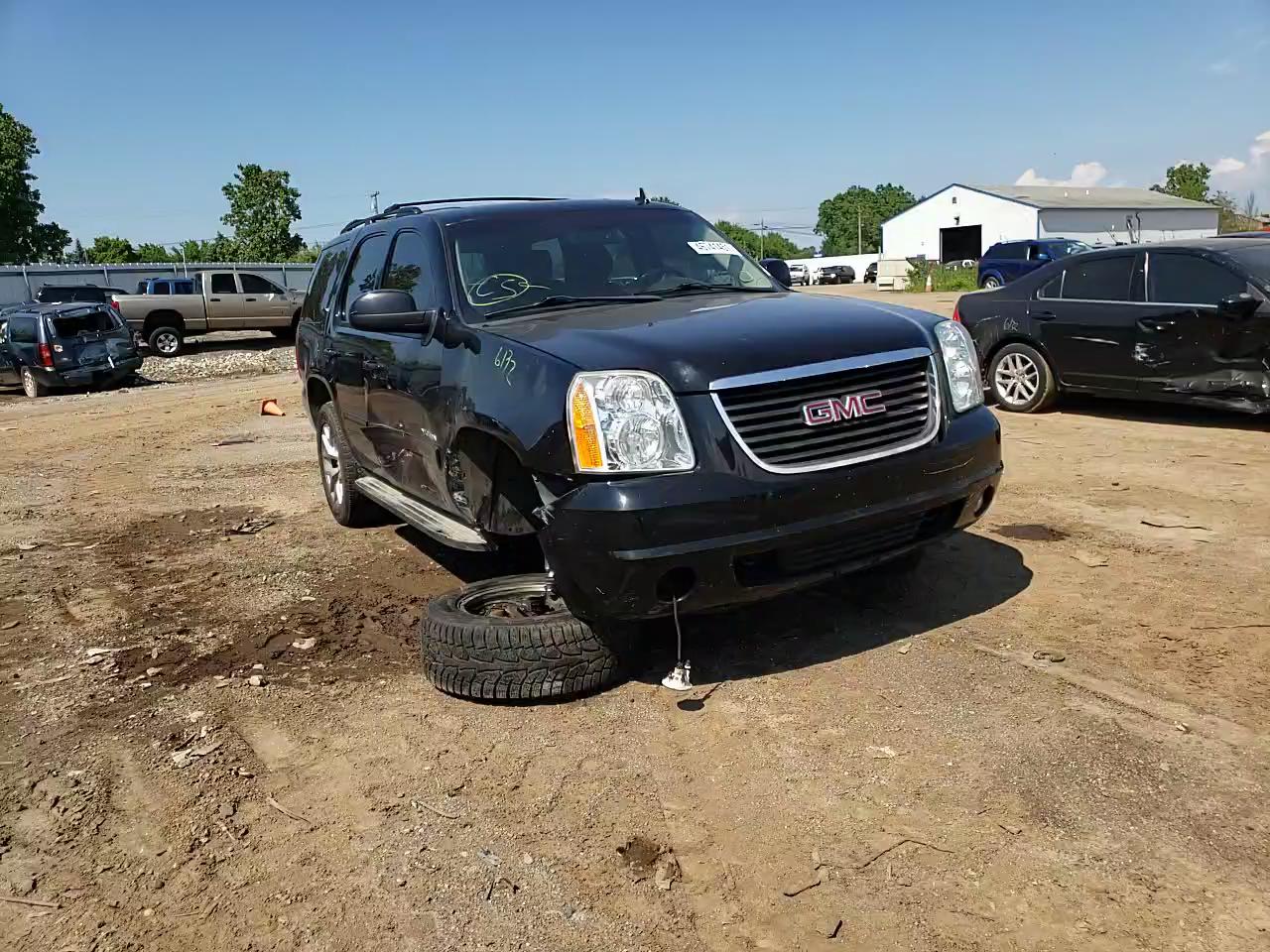 2013 GMC YUKON SLT 1GKS2CE05DR272143