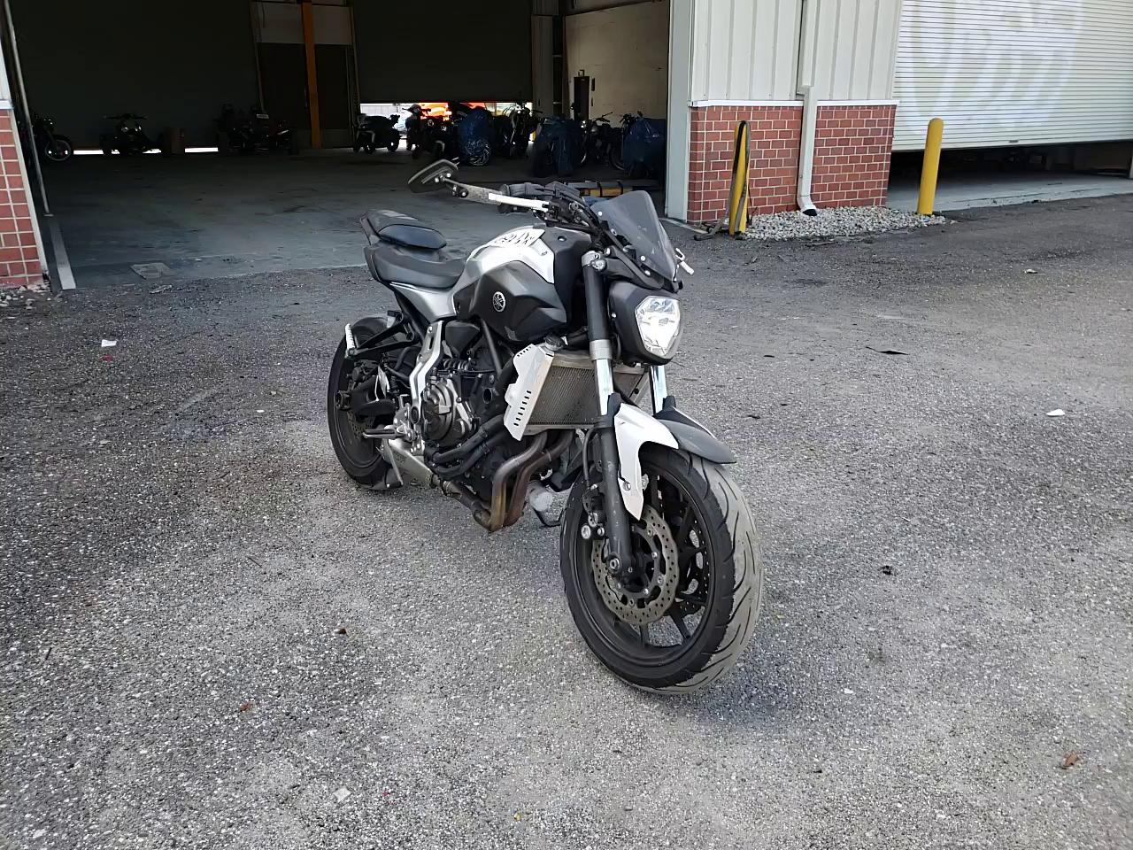 2017 YAMAHA FZ07 JYARM06EXHA012401