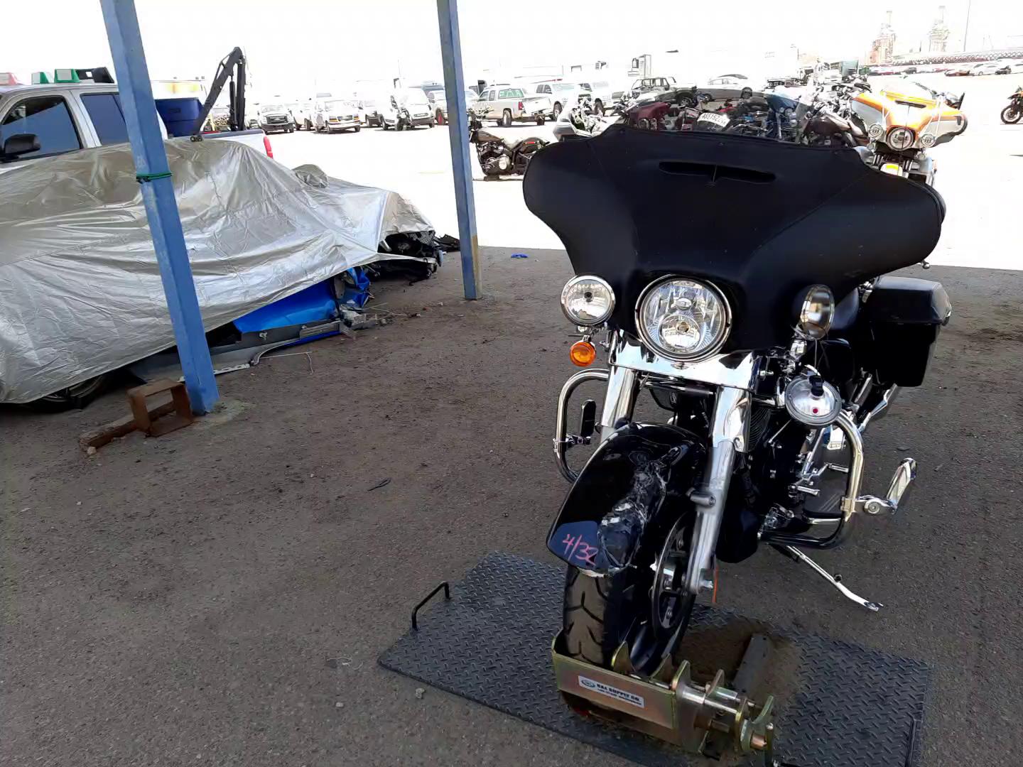 2020 HARLEY-DAVIDSON FLHX 1HD1KBC12LB669845