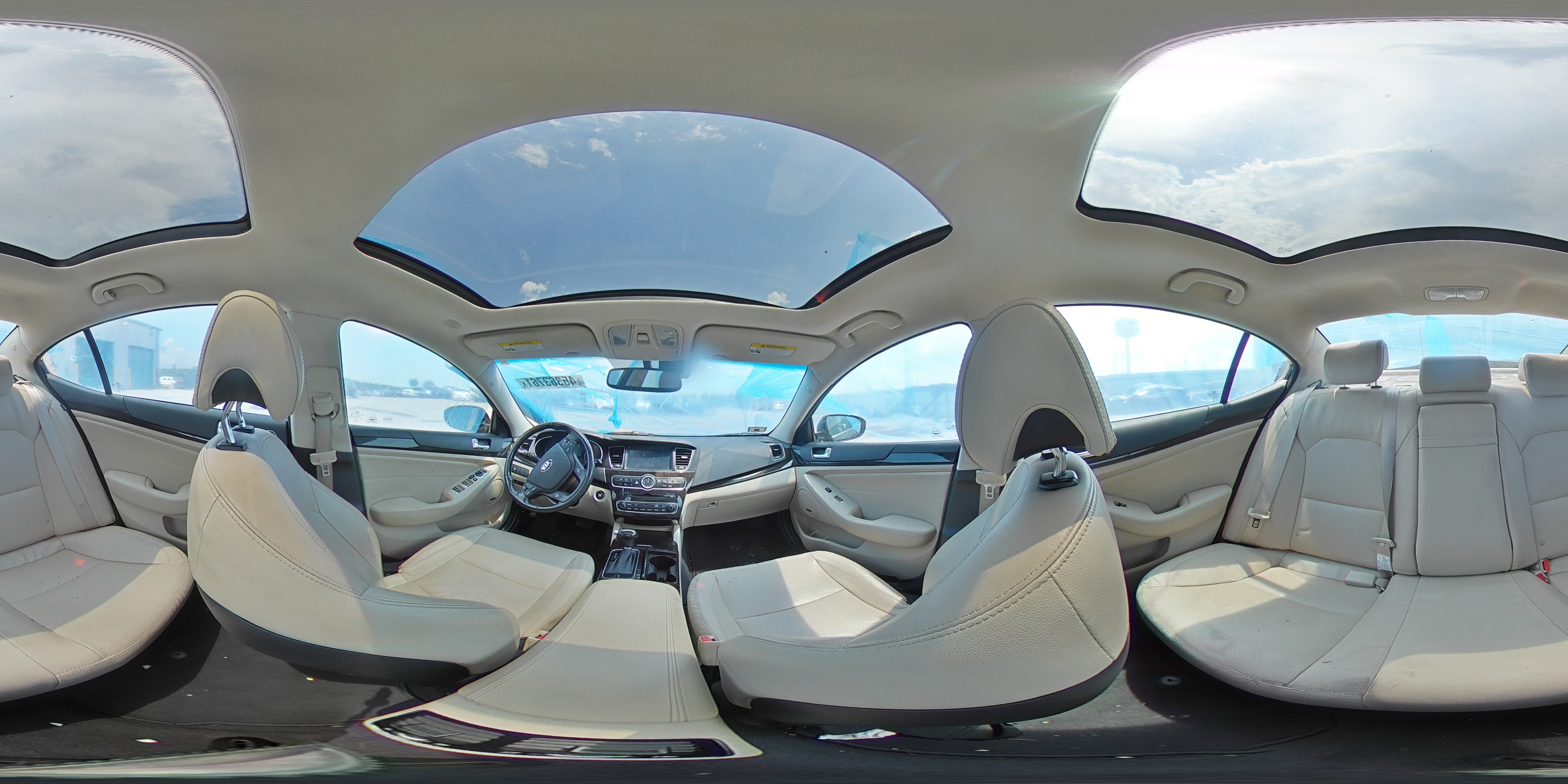 2016 KIA CADENZA LU KNALN4D75G5216434