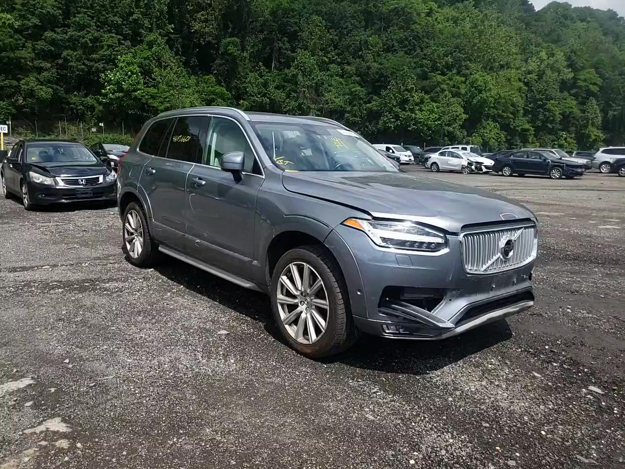 2016 VOLVO XC90 T6 YV4A22PL3G1001266