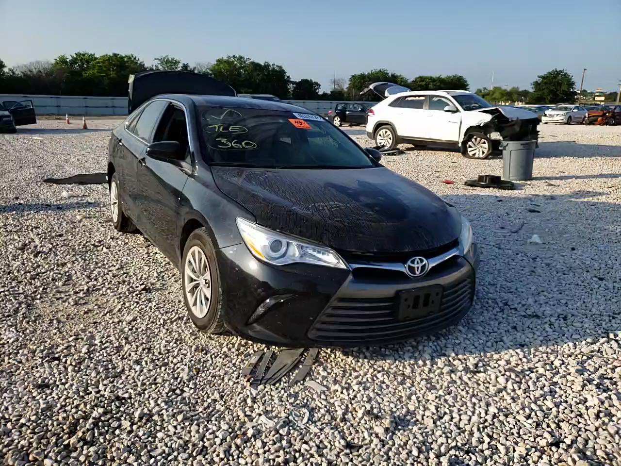 2017 TOYOTA CAMRY LE/X 4T1BF1FK7HU692098