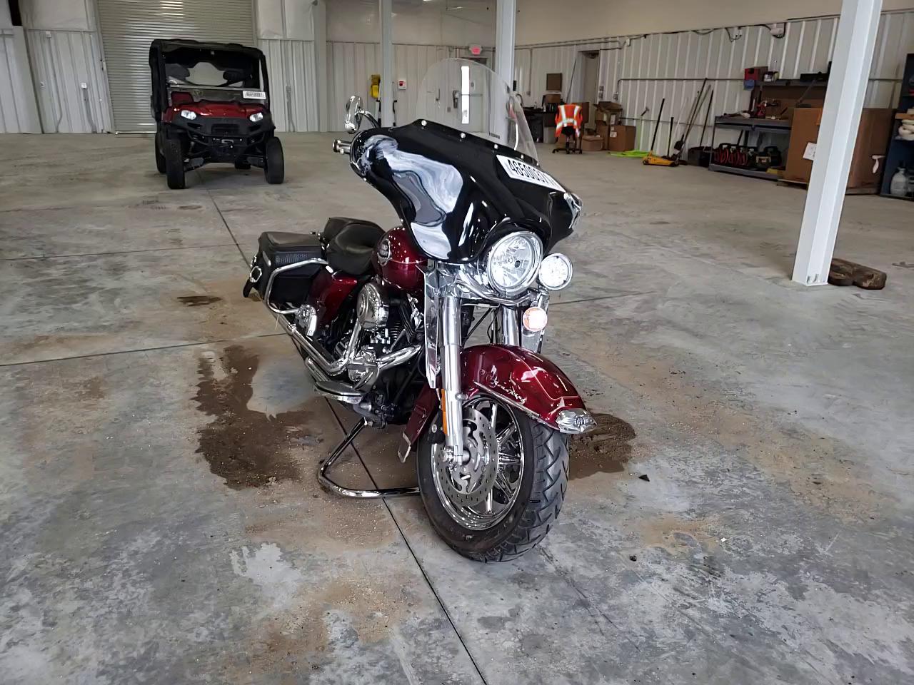 2010 HARLEY-DAVIDSON FLHRC 1HD1FR415AB654345