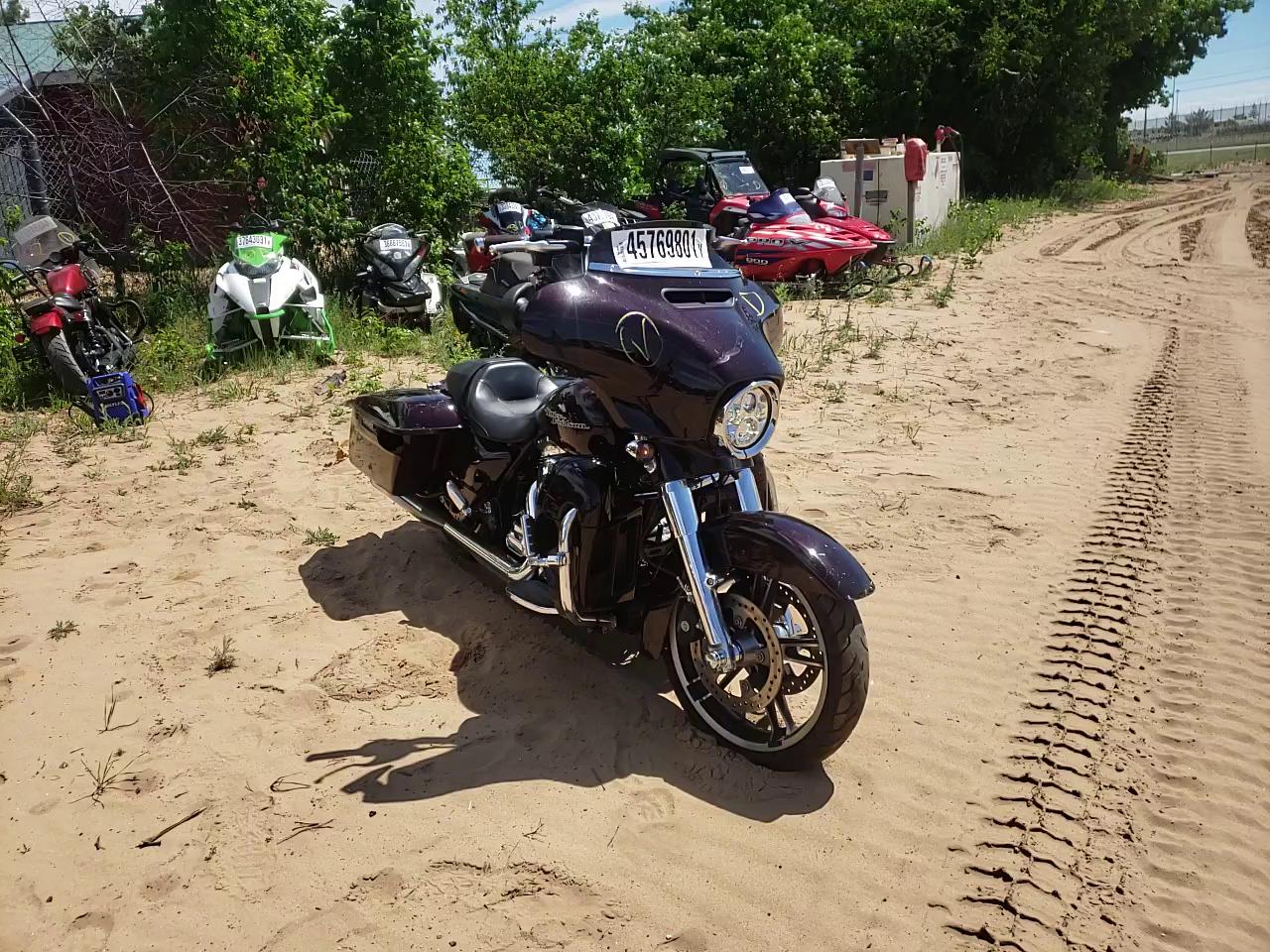 2014 HARLEY-DAVIDSON FLHXS STRE 1HD1KRM16EB655666
