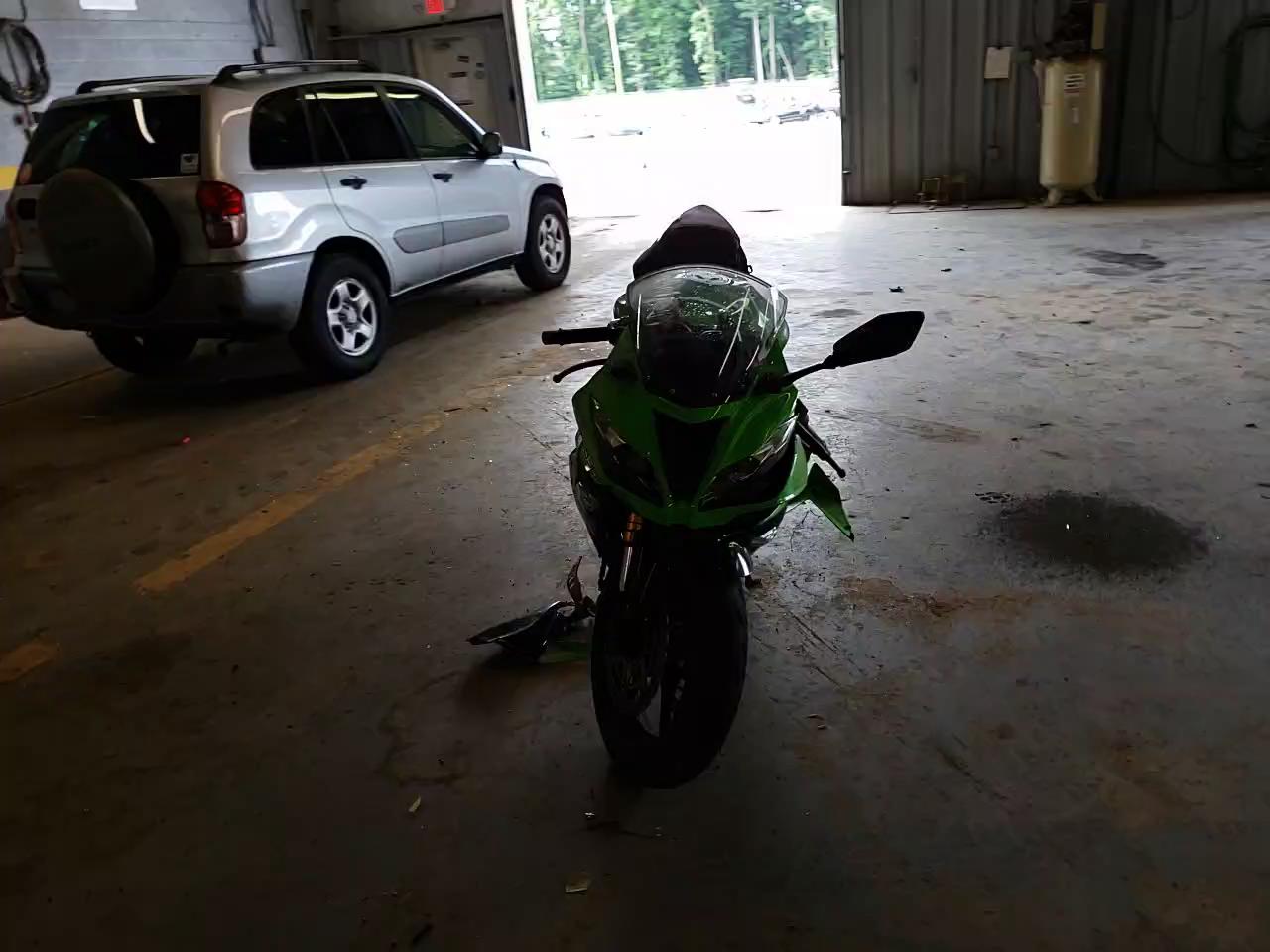 2013 KAWASAKI ZX636 E JKBZXJE13DA000929