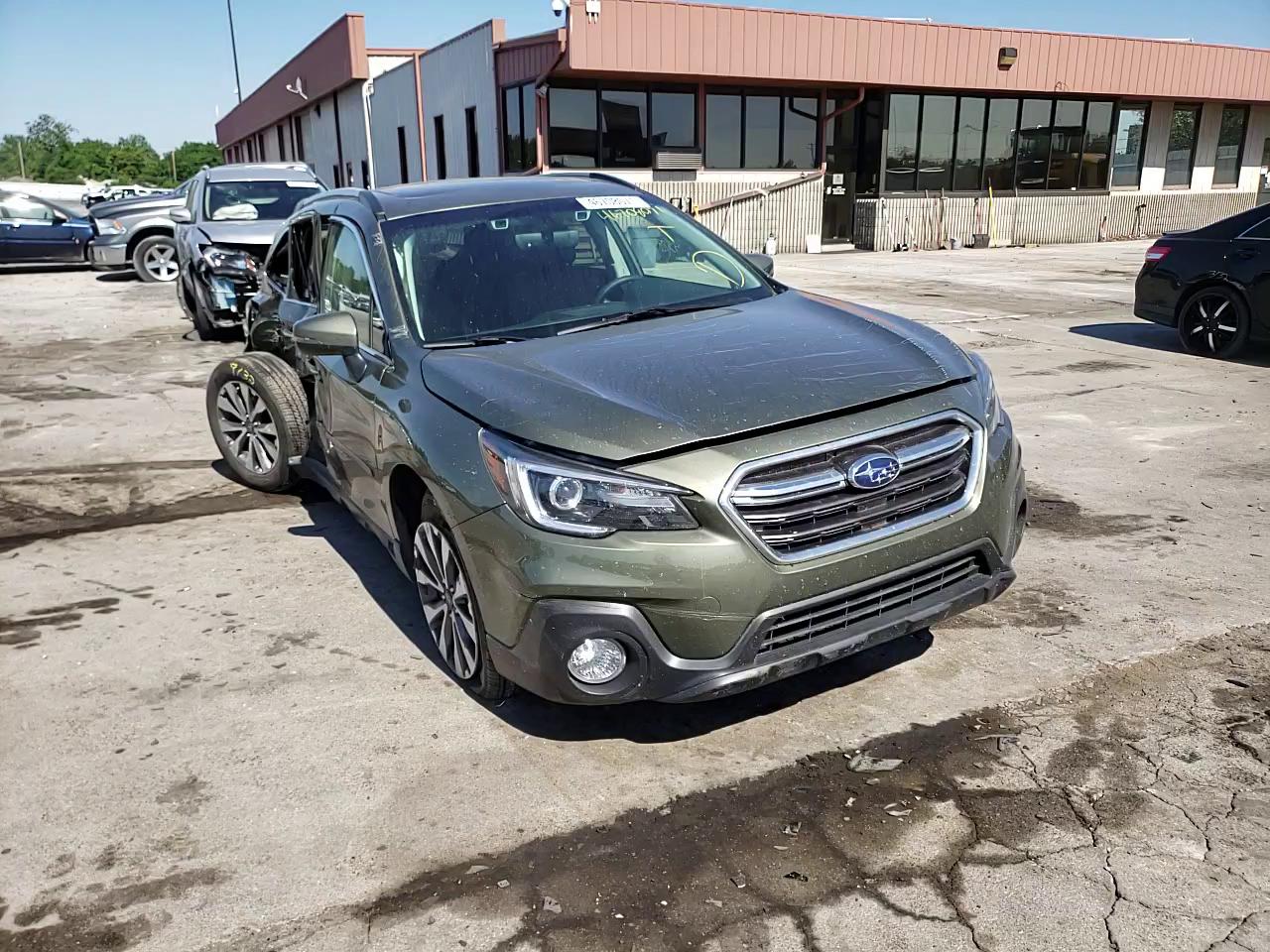 2018 SUBARU OUTBACK TO 4S4BSETC8J3271745