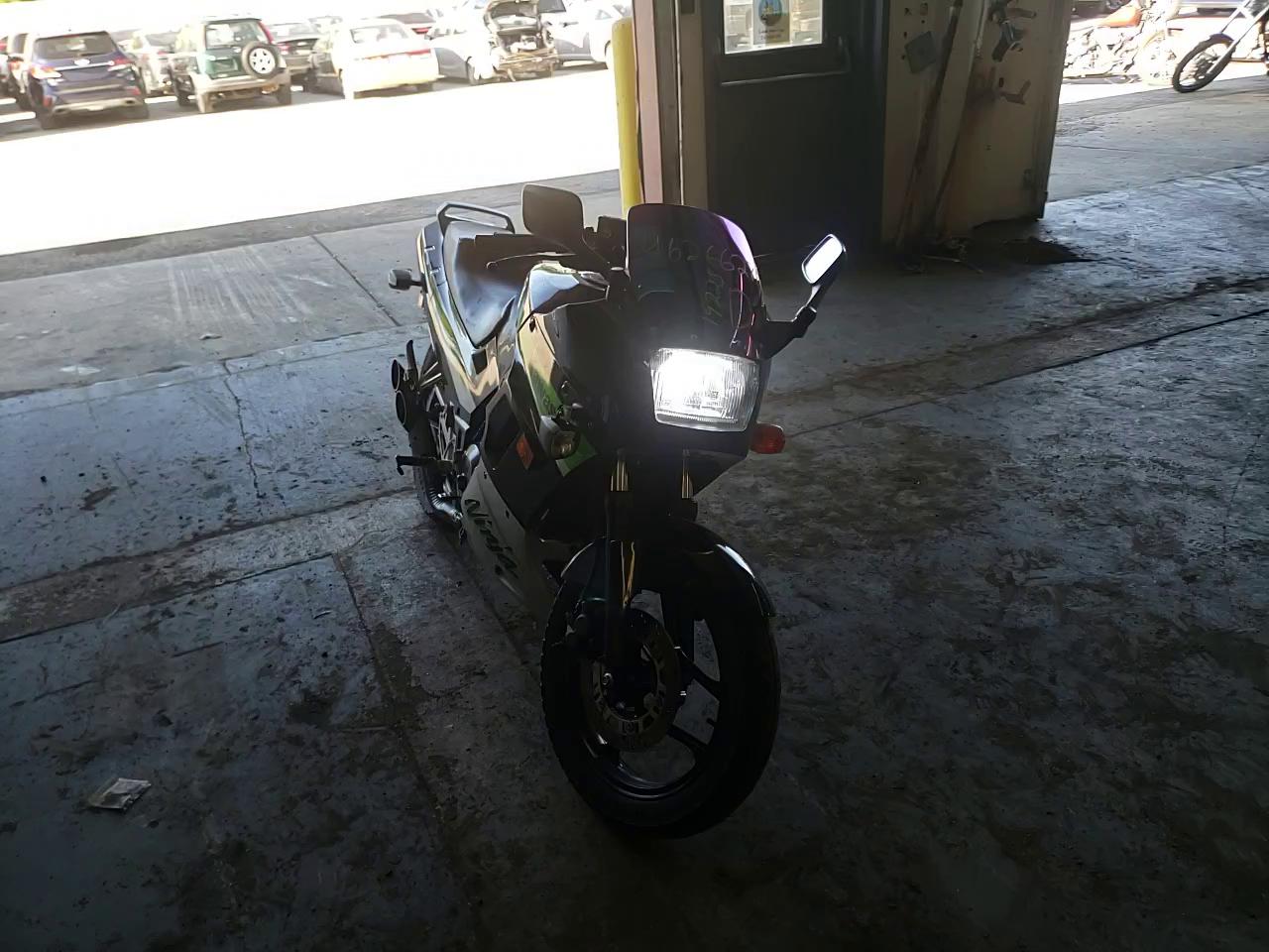 2005 KAWASAKI EX250 F JKAEXMF1X5DA15658