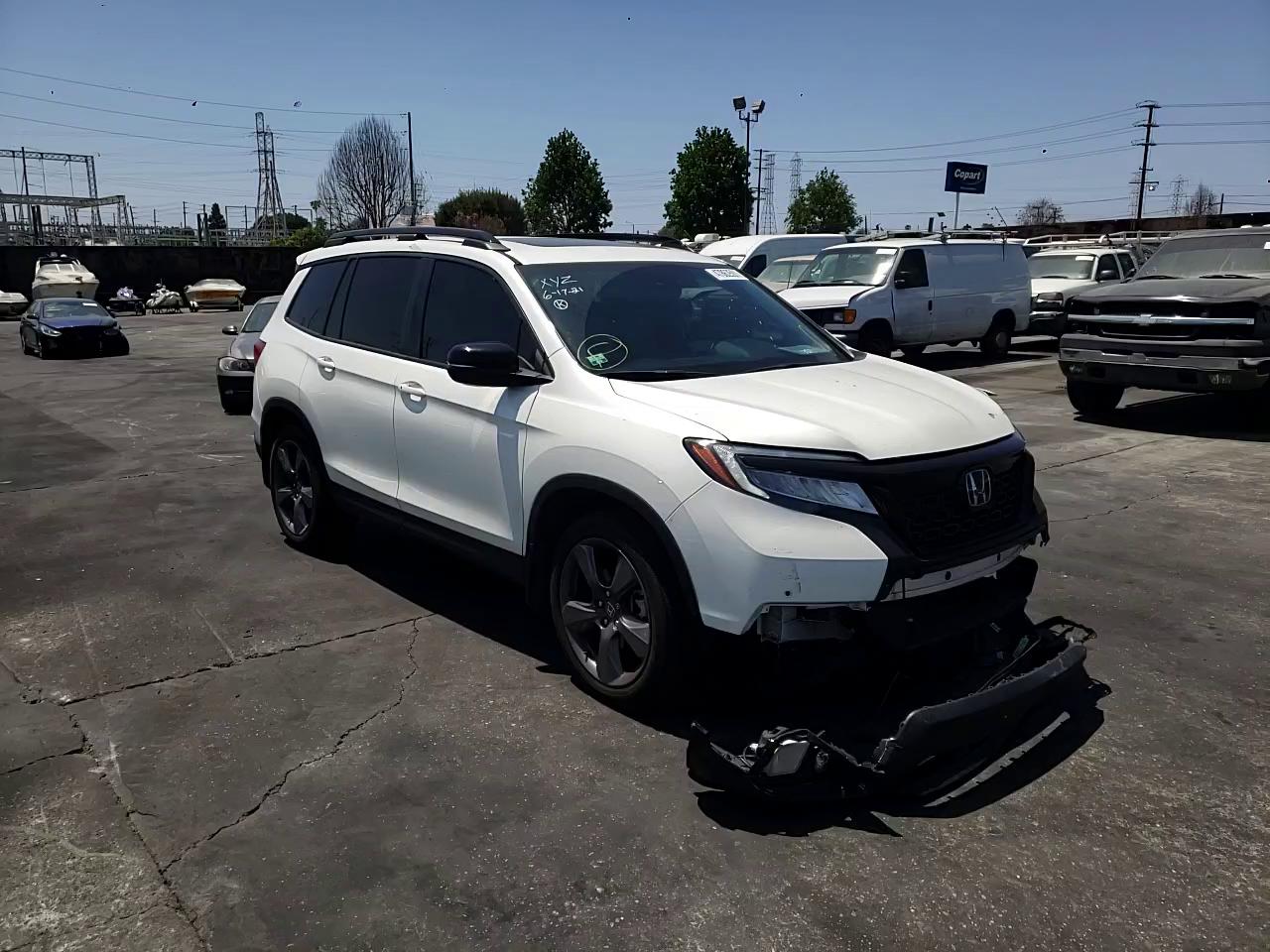 2019 HONDA PASSPORT T 5FNYF7H95KB000223