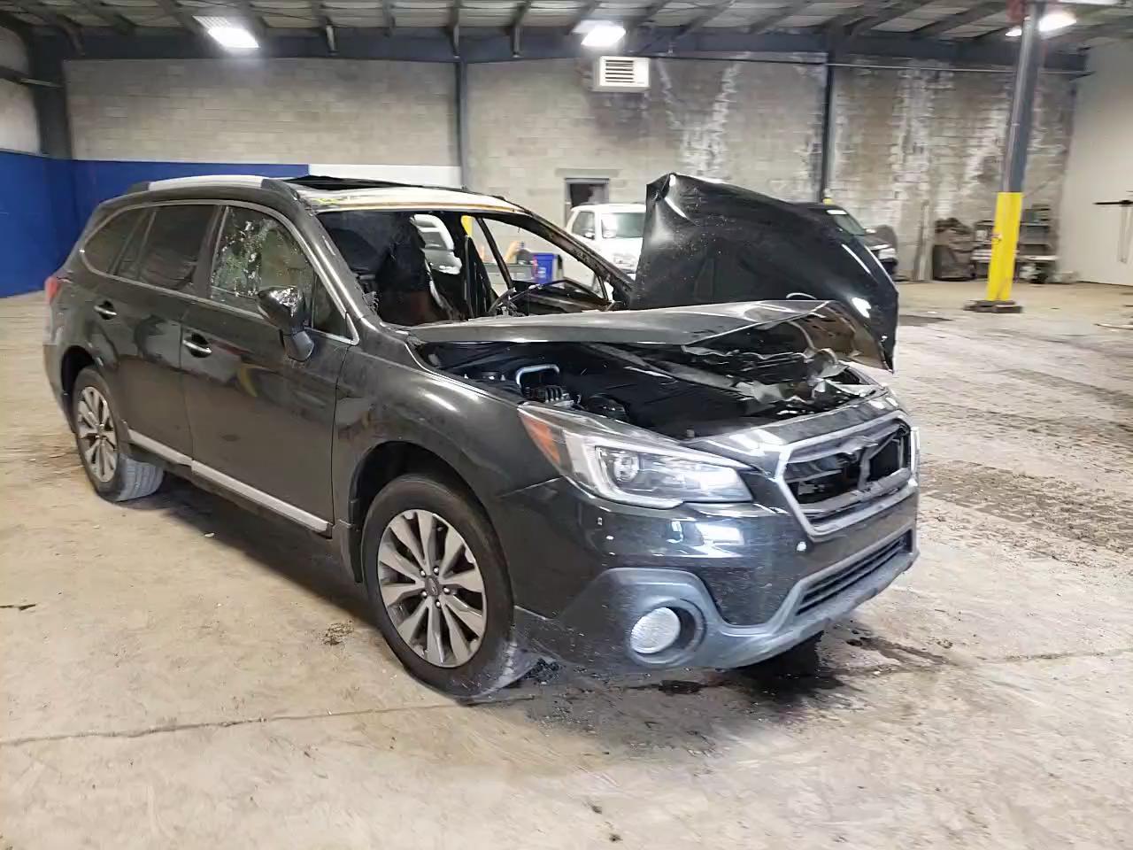 2018 SUBARU OUTBACK TO 4S4BSETC7J3354521