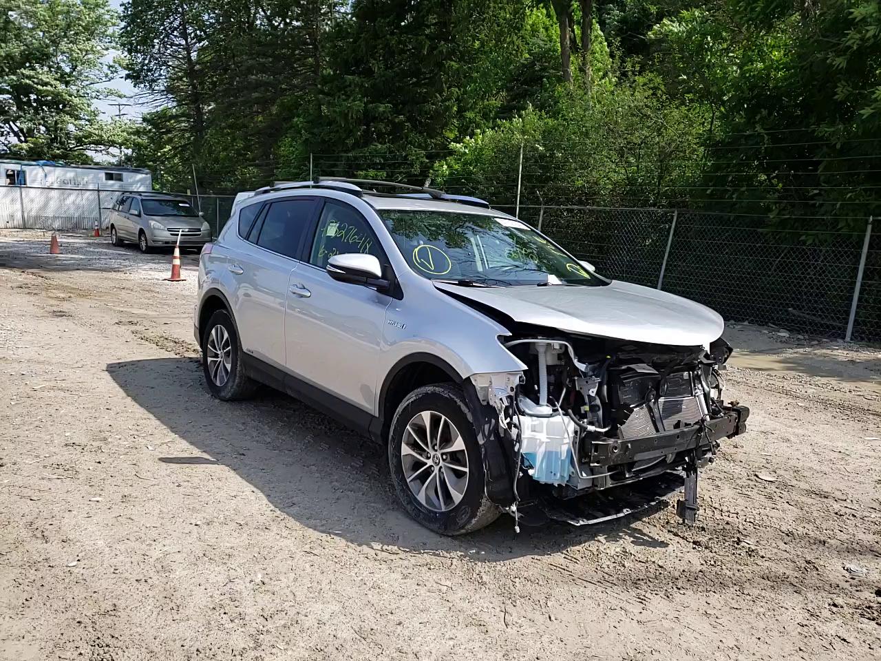 2016 TOYOTA RAV4 HV XL JTMRJREV9GD054624