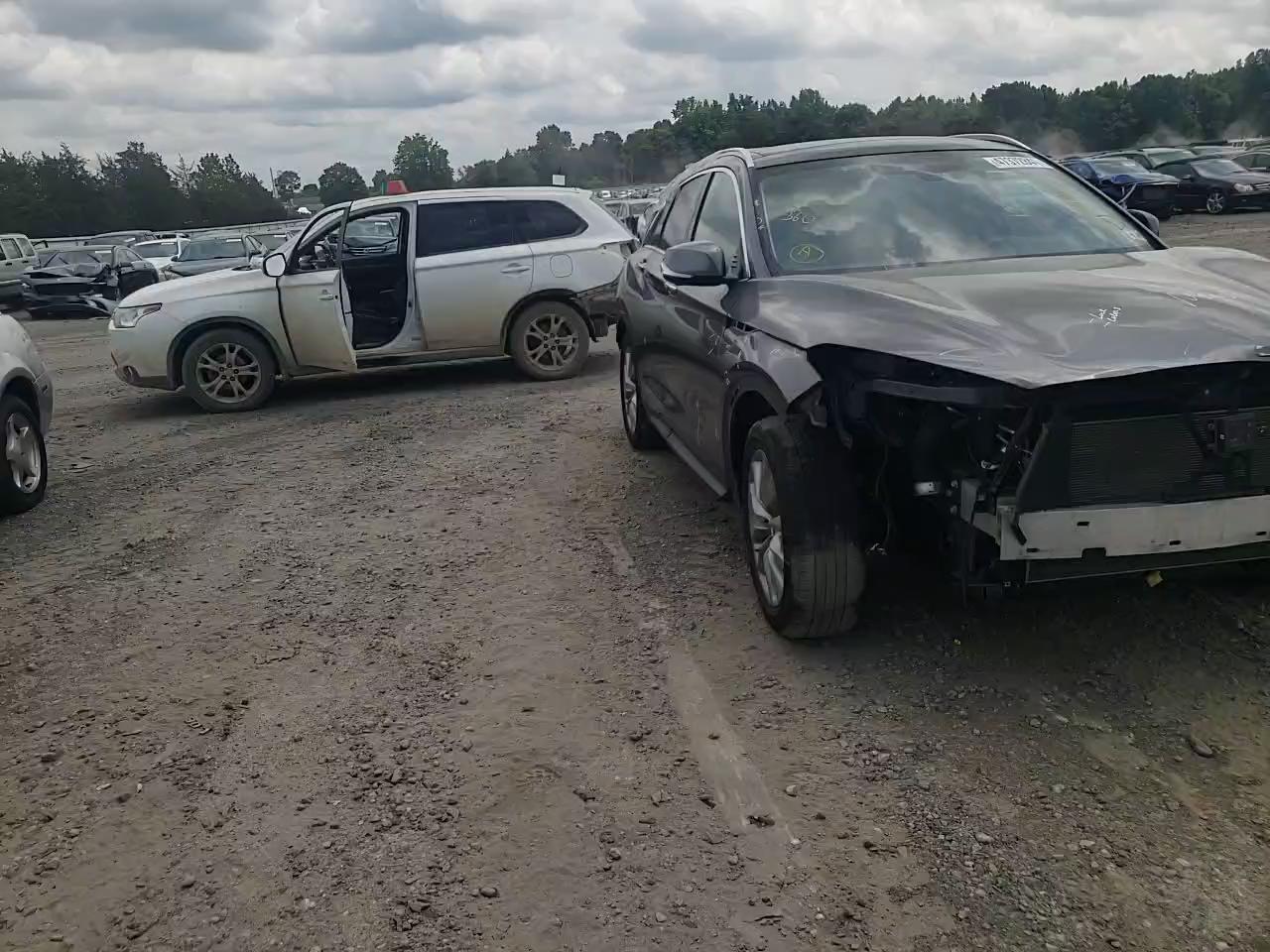 2019 INFINITI QX50 ESSEN 3PCAJ5M35KF132968