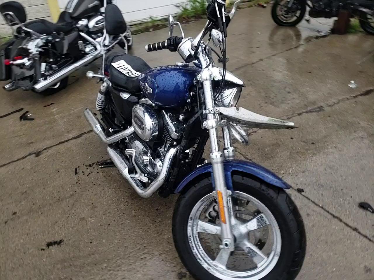 2016 HARLEY-DAVIDSON XL1200 C 1HD1CT316GC423965