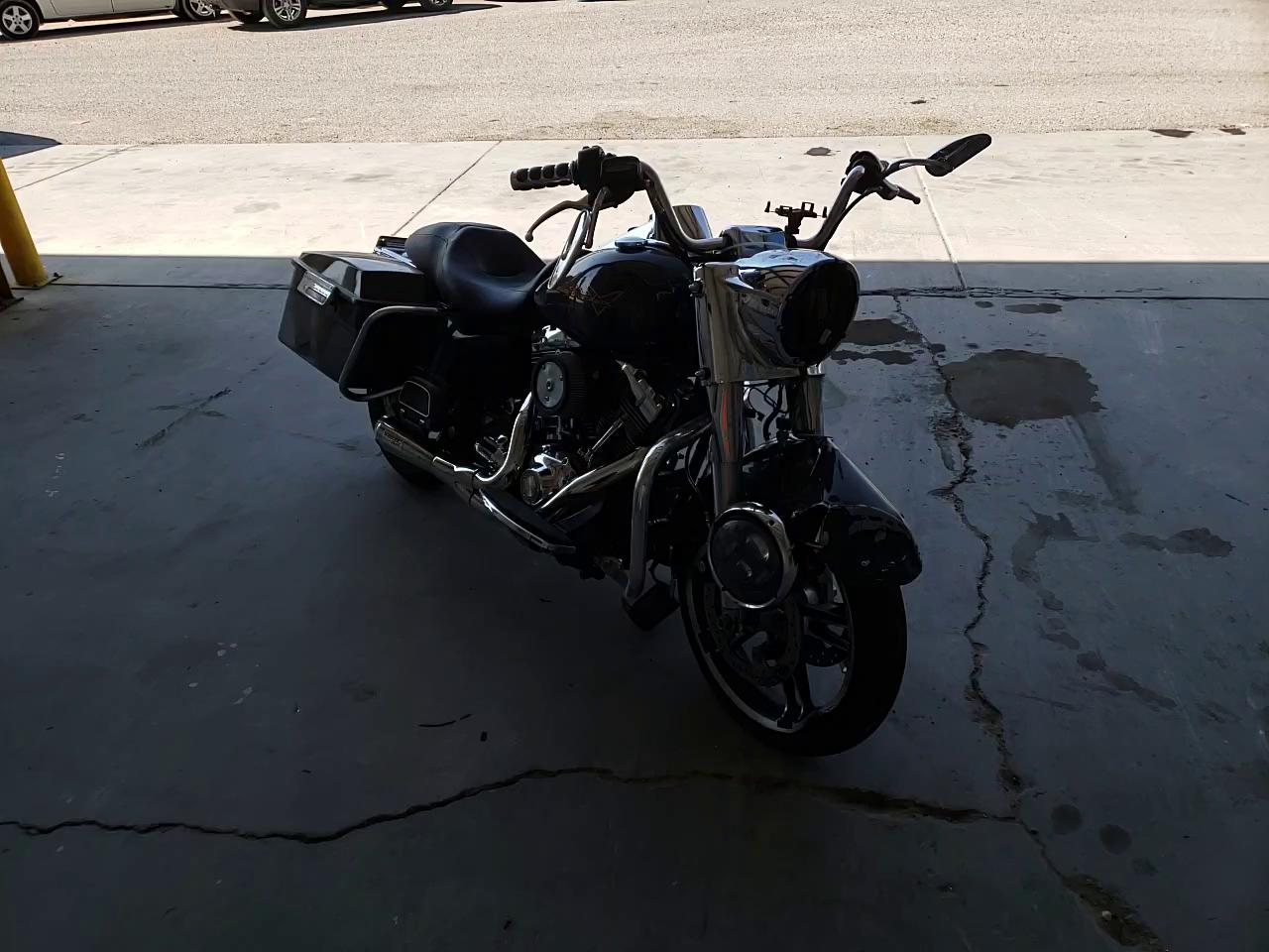 2008 HARLEY-DAVIDSON FLHR 1HD1FB4168Y641389