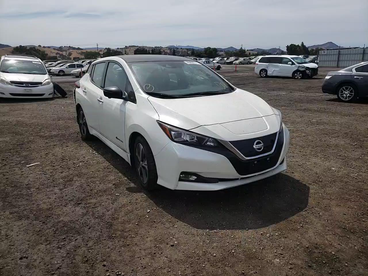 2018 NISSAN LEAF 1N4AZ1CP0JC302483