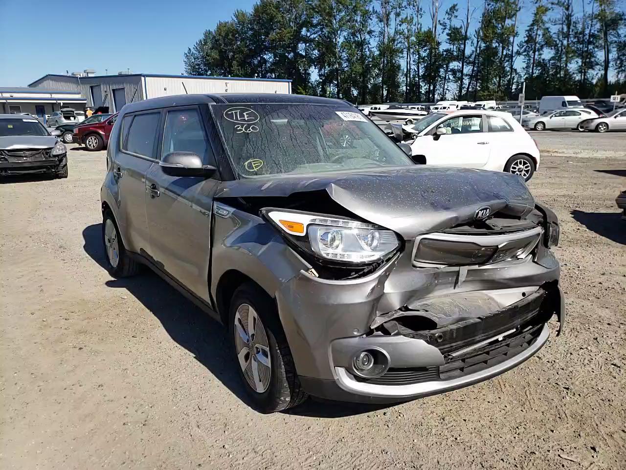 2017 KIA SOUL EV + KNDJX3AE0H7021607
