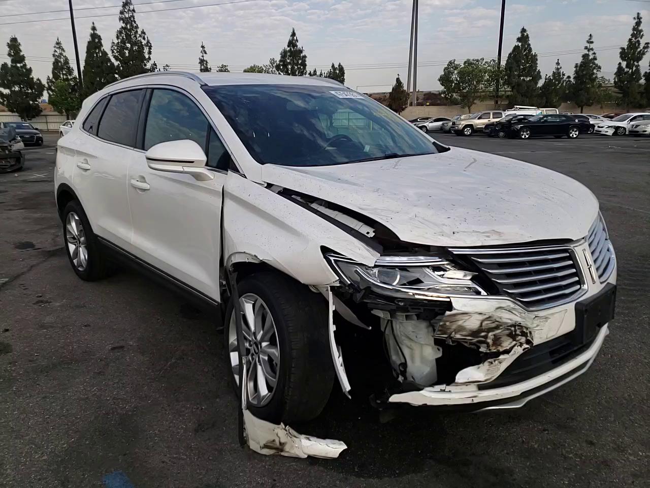 2016 LINCOLN MKC SELECT 5LMCJ2C9XGUJ21856