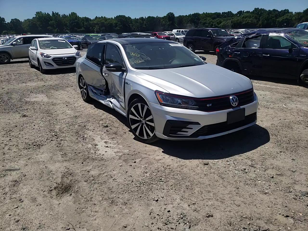 2018 VOLKSWAGEN PASSAT GT 1VWJM7A39JC032954