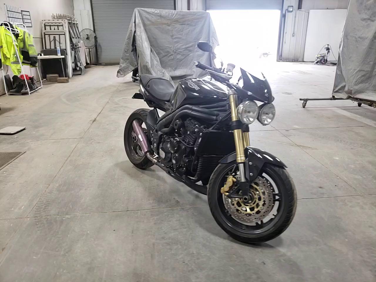 2006 TRIUMPH MOTORCYCLE SPEED TRIP SMT500PK46J243120