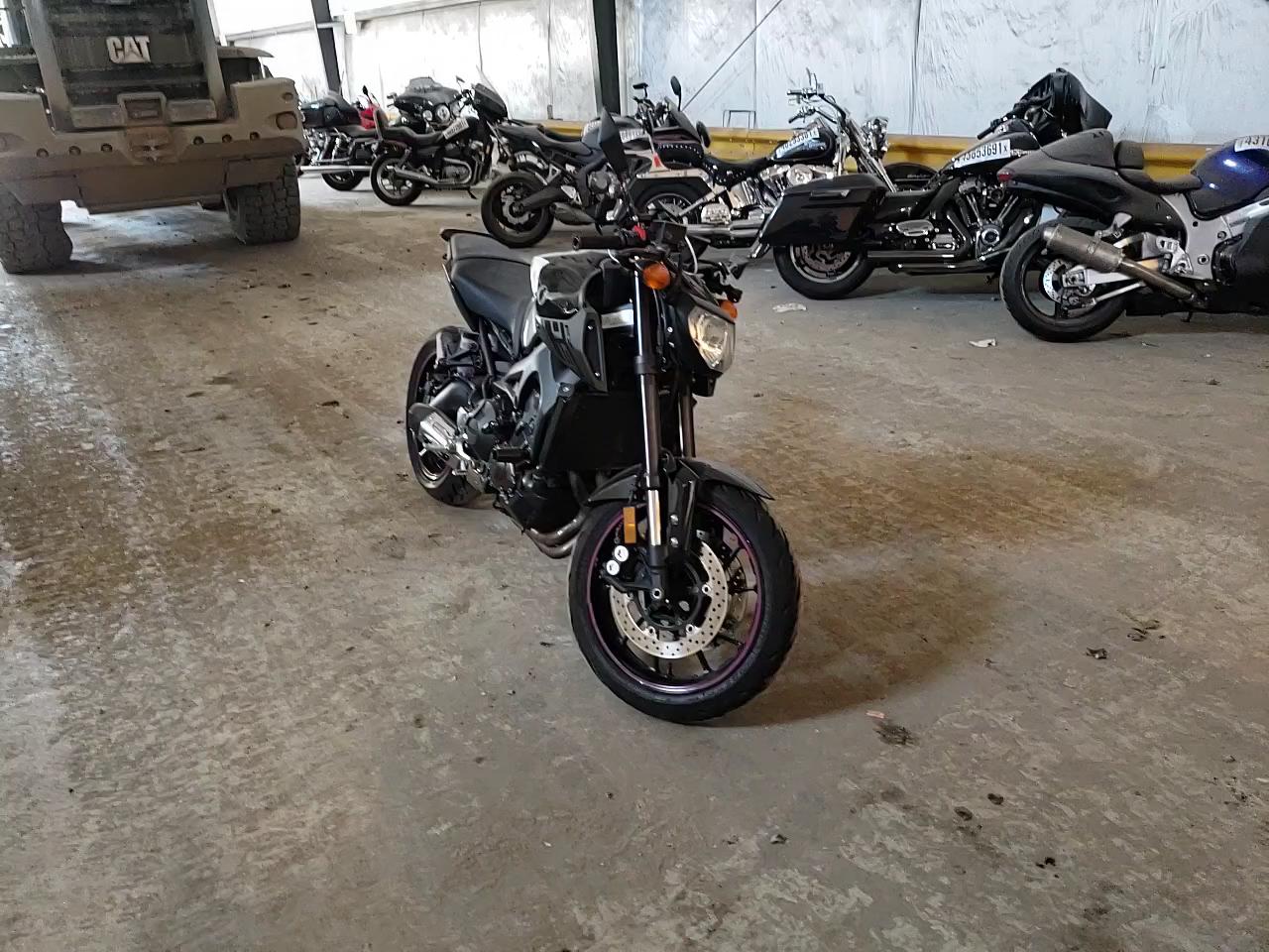 2016 YAMAHA FZ09 C JYARN33Y0GA002858