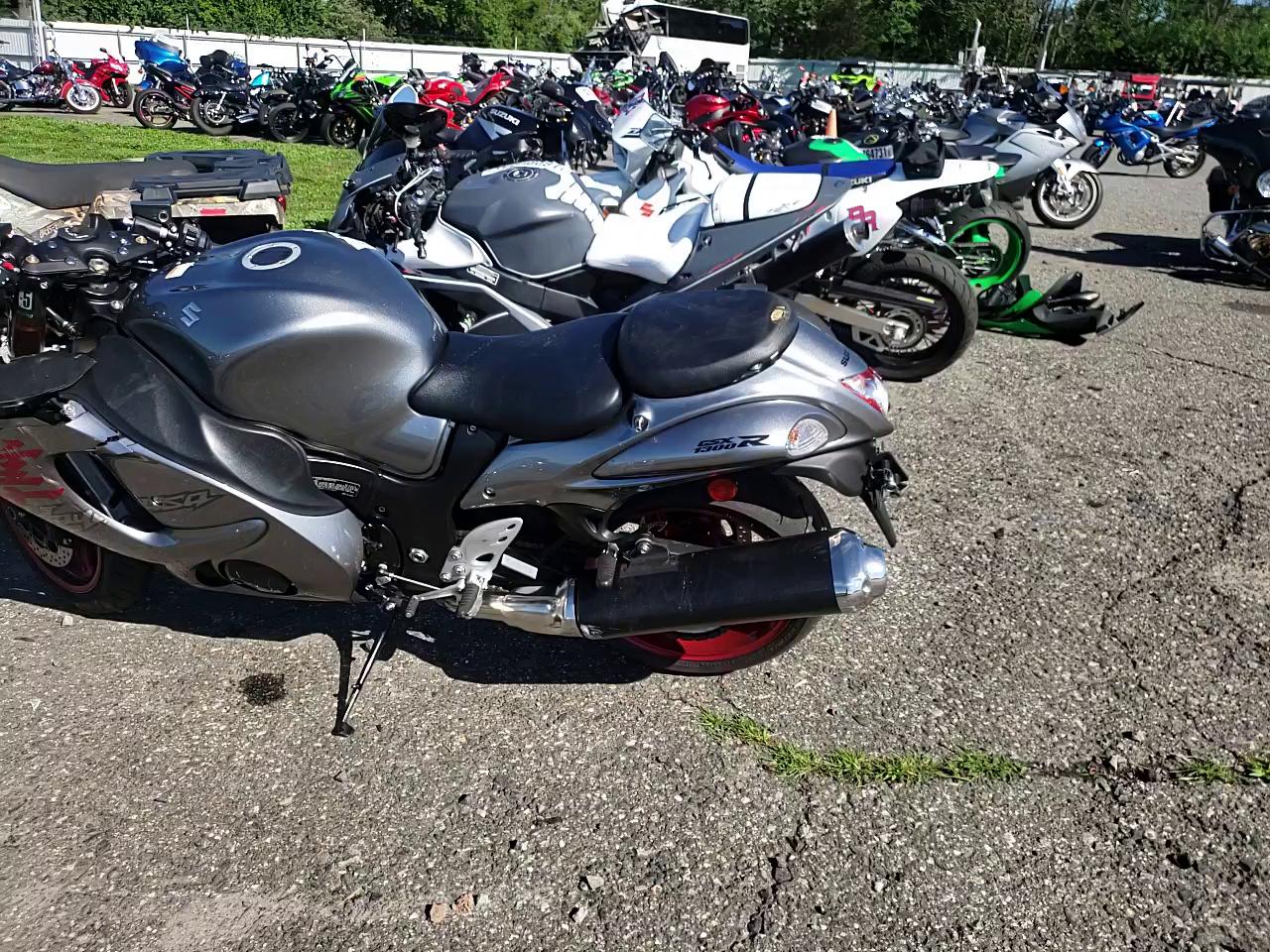 2019 SUZUKI GSX1300 RA JS1GX72B9K7101060